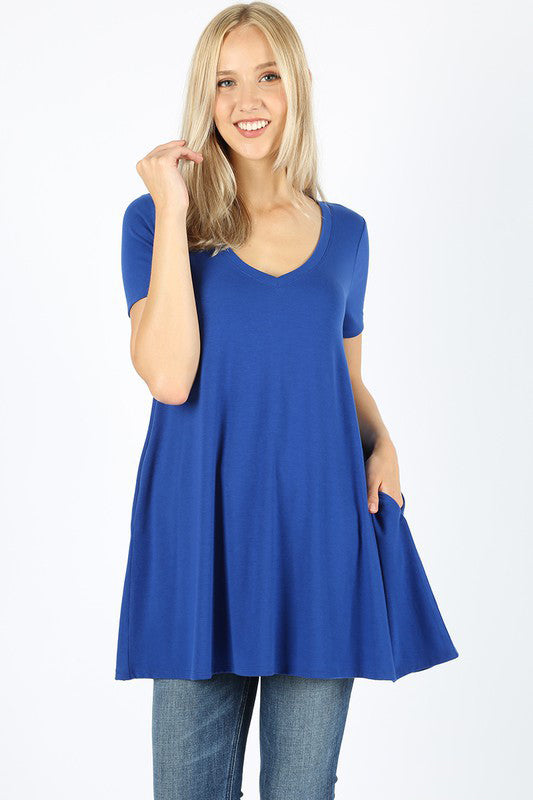 Women's Short Sleeve V-Neck T-Shirt with Pockets - Casual Comfort Top for Everyday Wear, Work & Weekend Outings