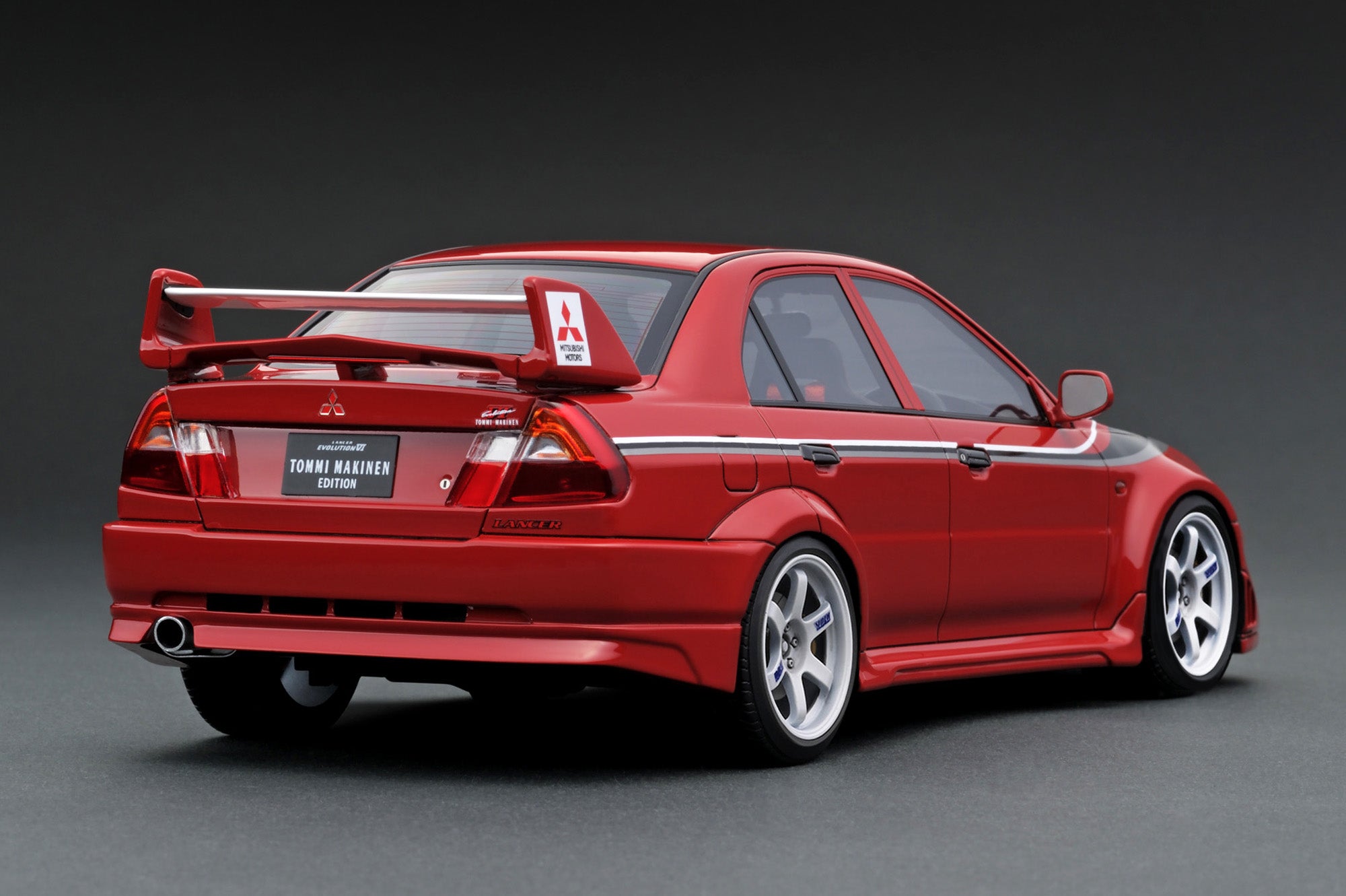 1:18 Scale Mitsubishi Lancer Evolution VI GSR T.M.E (CP9A) Red Diecast Model Car - Collectible Toy for Car Enthusiasts, Perfect for Display & Racing Game Scenes