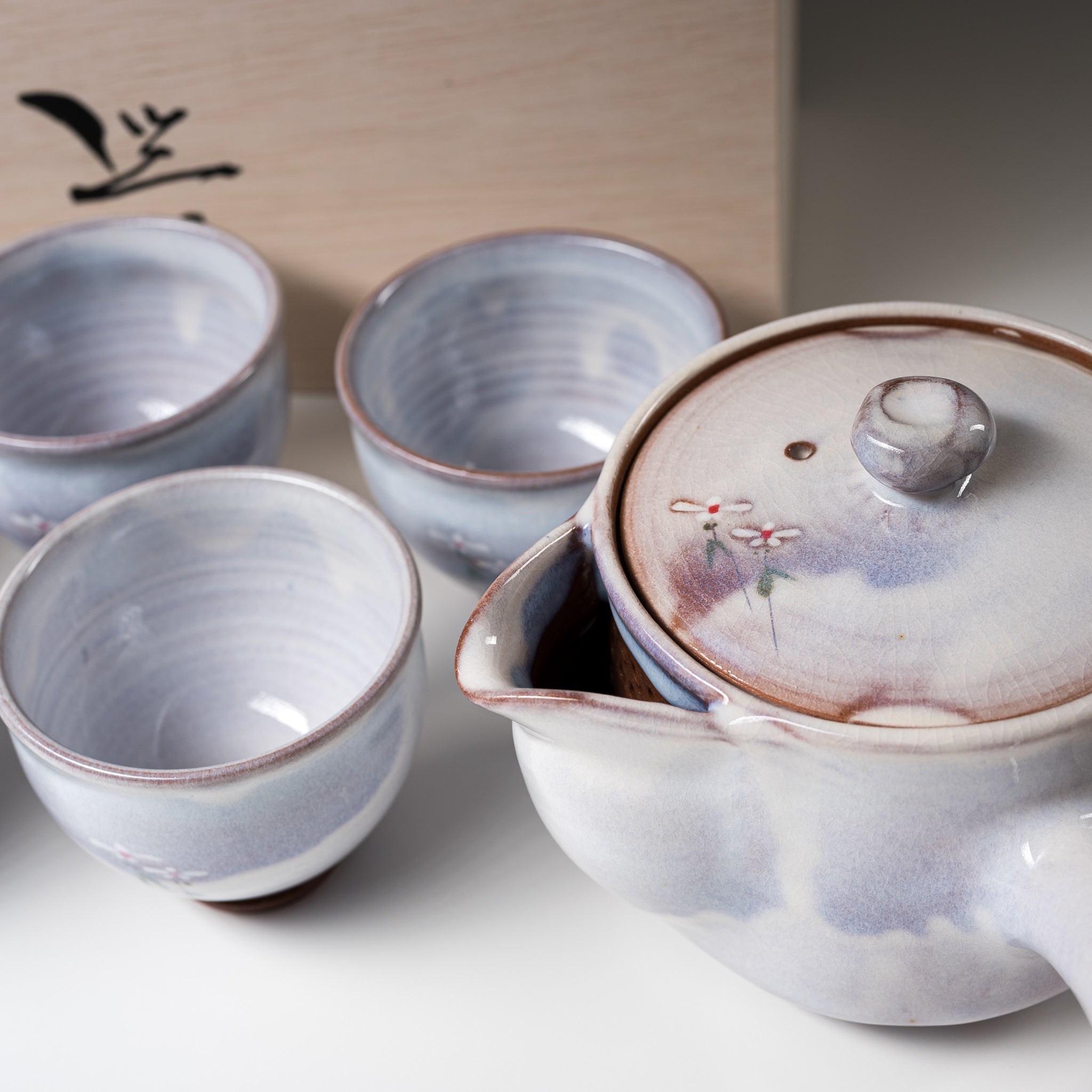 Handcrafted Hagi Ware Japanese Tea Set by Artisan Yuka Matsuo - Traditional Ceramic Teapot & Cups in Wooden Gift Box | Perfect for Tea Ceremonies, Home Decor & Unique Gifts