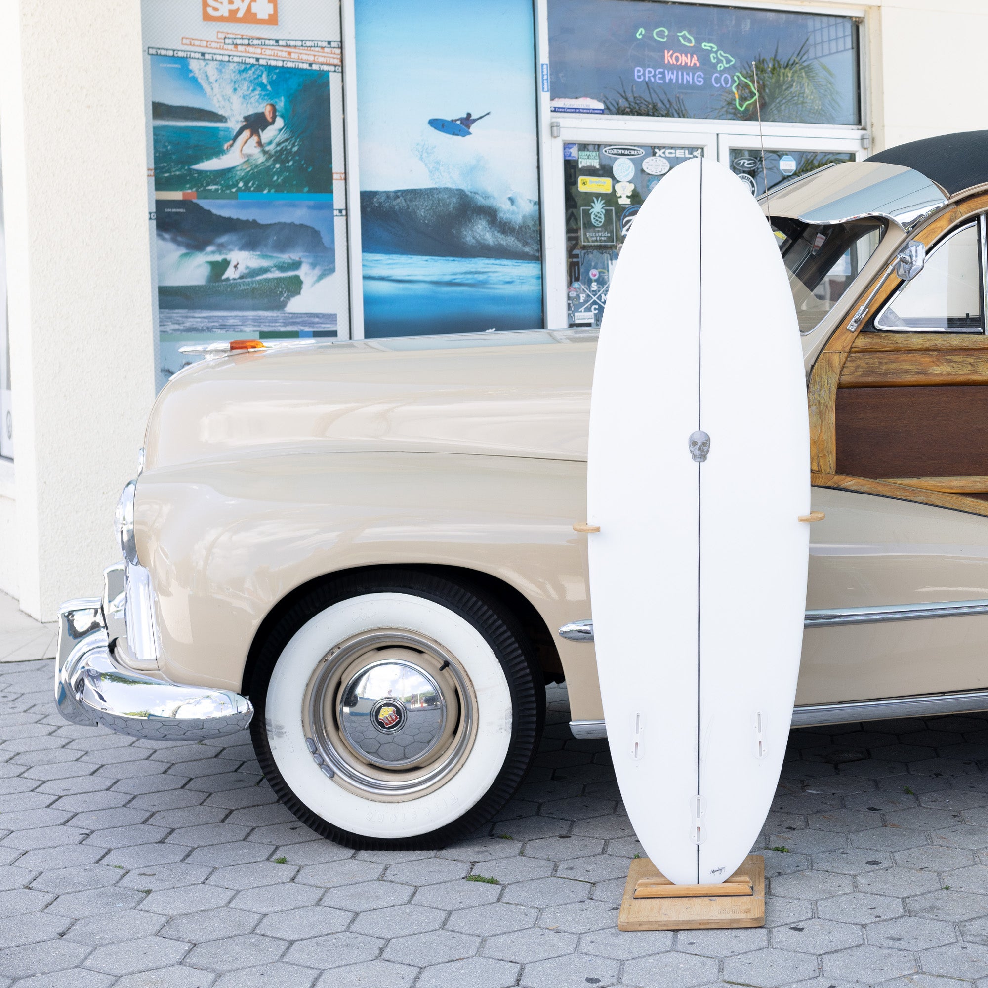 Christenson Hole Shot 5'10 Surfboard with FCS II Fin System - Perfect for Performance Surfing and Wave Riding
