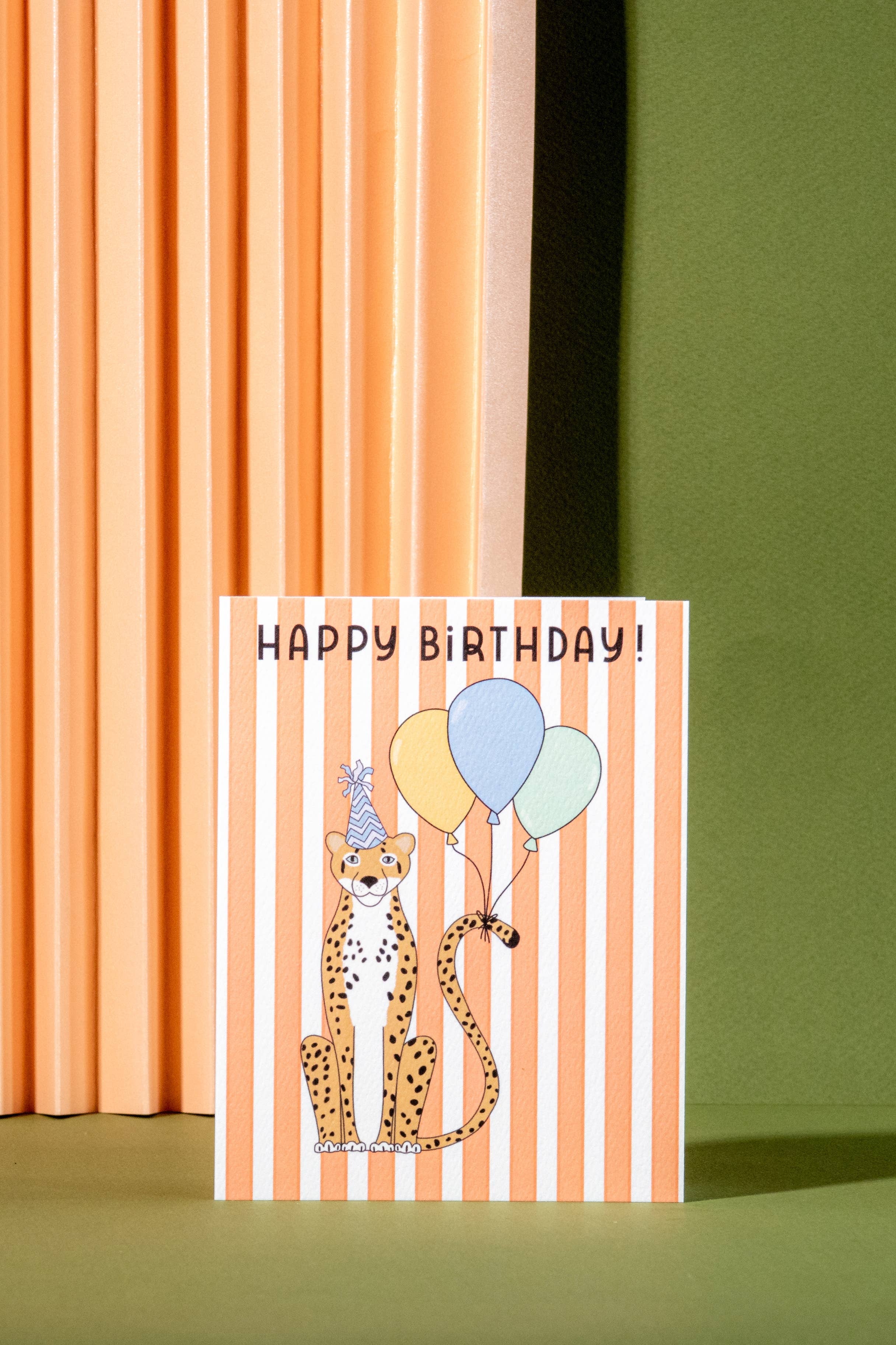 Leopard Print Happy Birthday Balloon Greeting Card - Perfect for Birthday Parties, Celebrations & Gifts