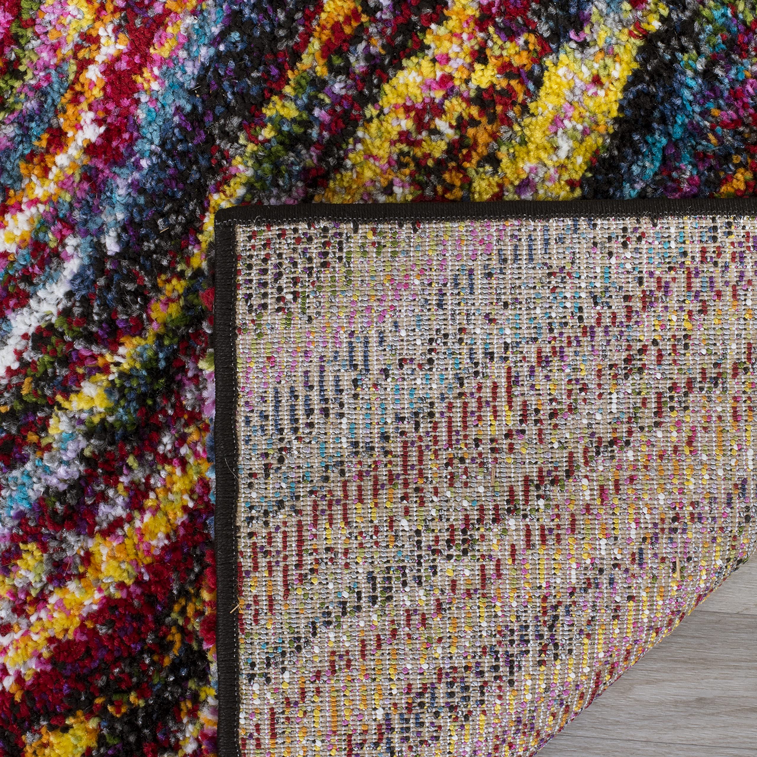 SAFAVIEH Fiesta Shag Collection 2'3