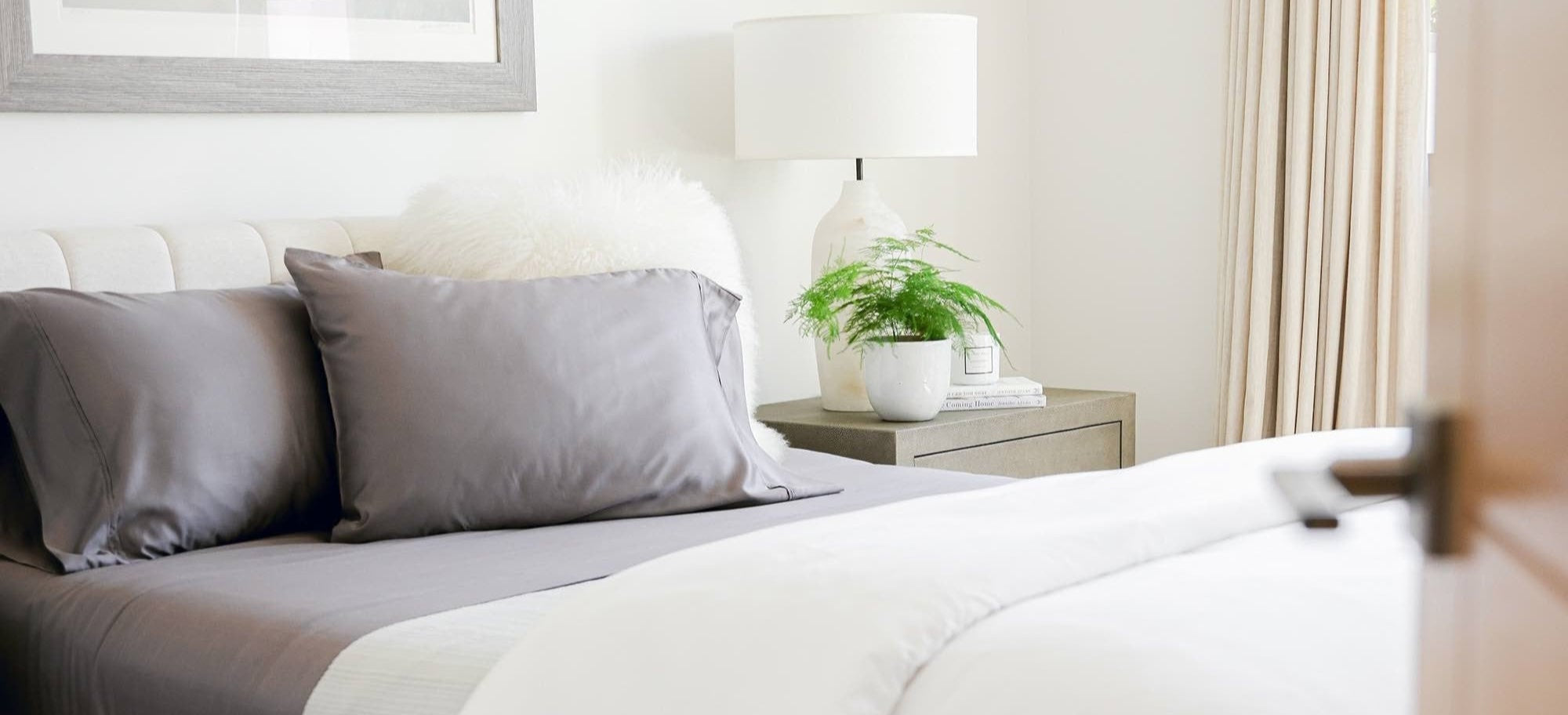 Botanical Dream 1000 Thread Count Luxury Sheet Set in Quartz - Ultra Soft Bedding for Master Bedroom & Guest Room