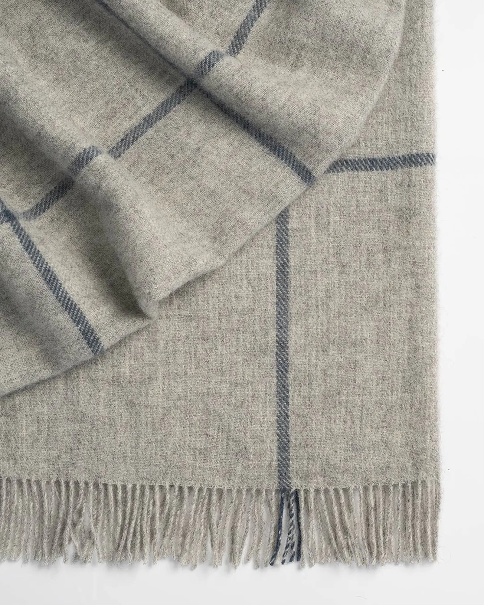 Ranfurly Throw Ash - Soft & Cozy Fleece Blanket for Home, Office, and Travel - Perfect for Couches, Beds, and Outdoor Use