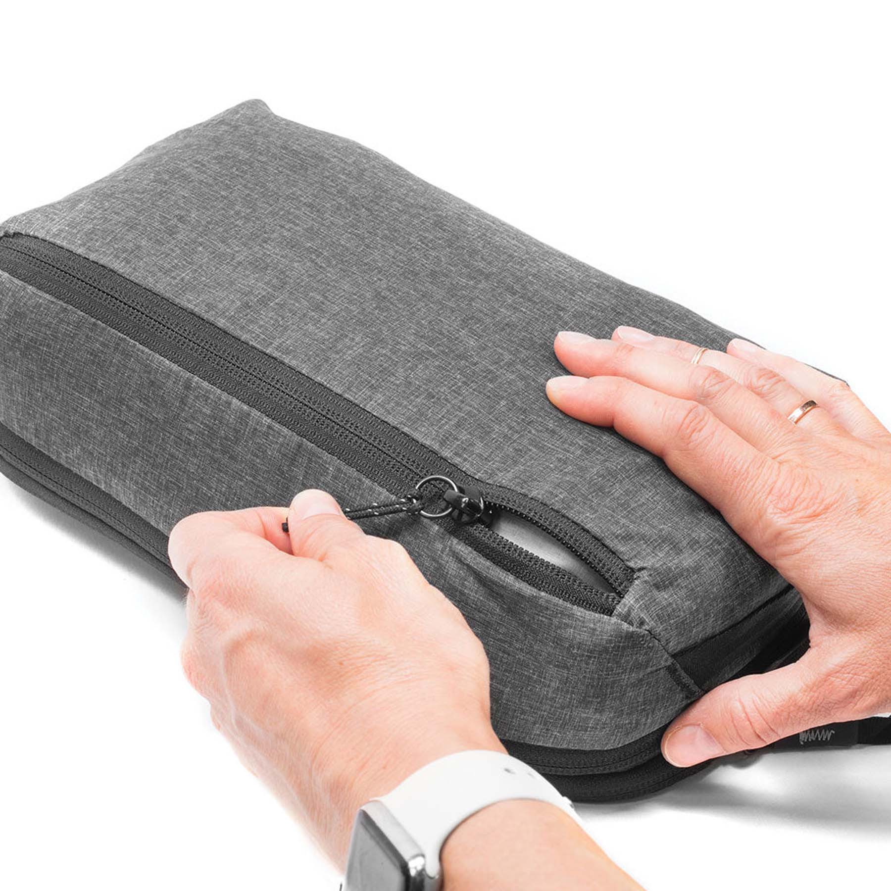 Peak Design Packing Cube Small - Lightweight Travel Organizer for Clothes & Accessories - Perfect for Suitcases, Backpacks & Carry-On Luggage