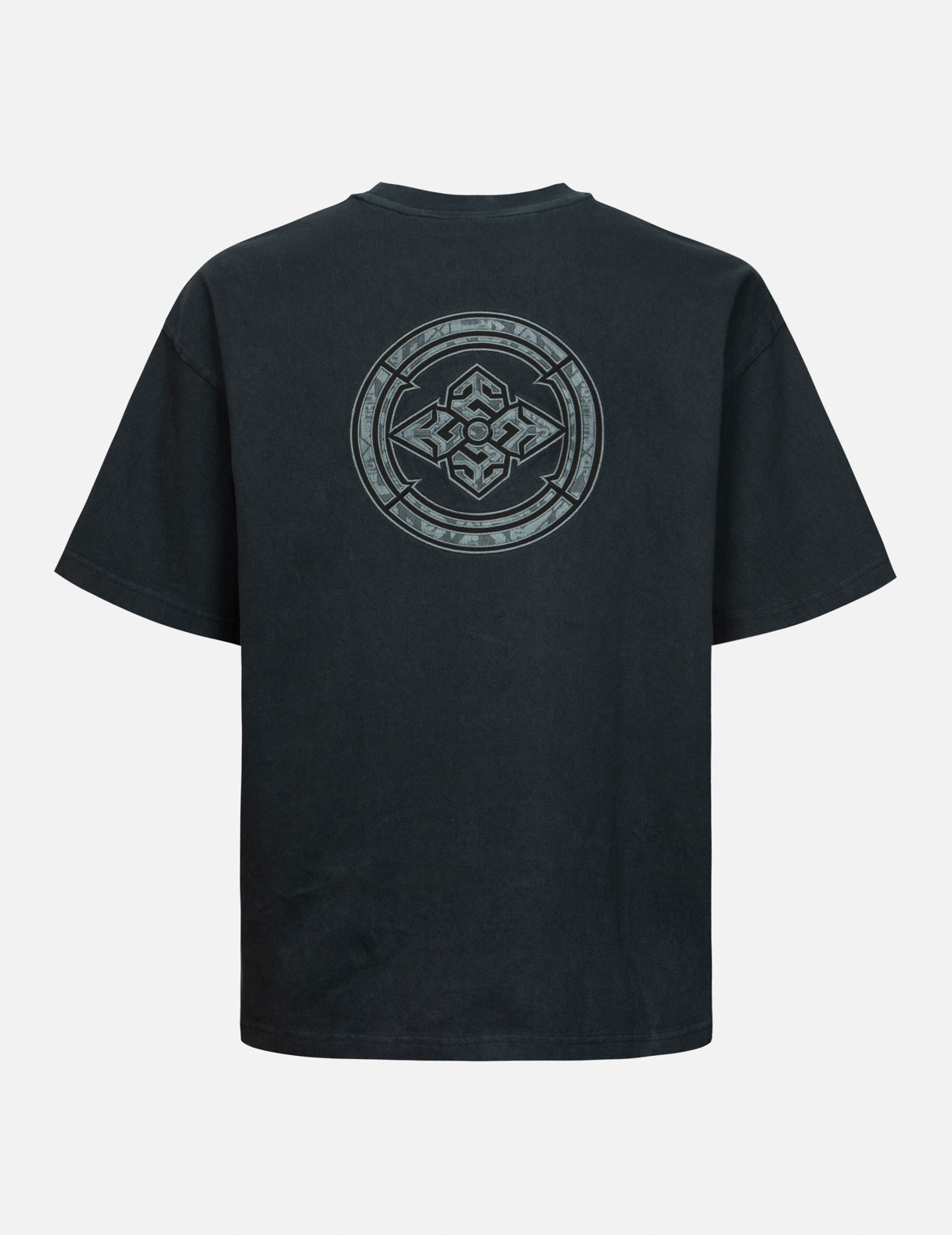 Kamon Appliqué Embroidery Loose Fit T-Shirt for Men - Japanese Crest Design Casual Tee for Streetwear & Everyday Comfort