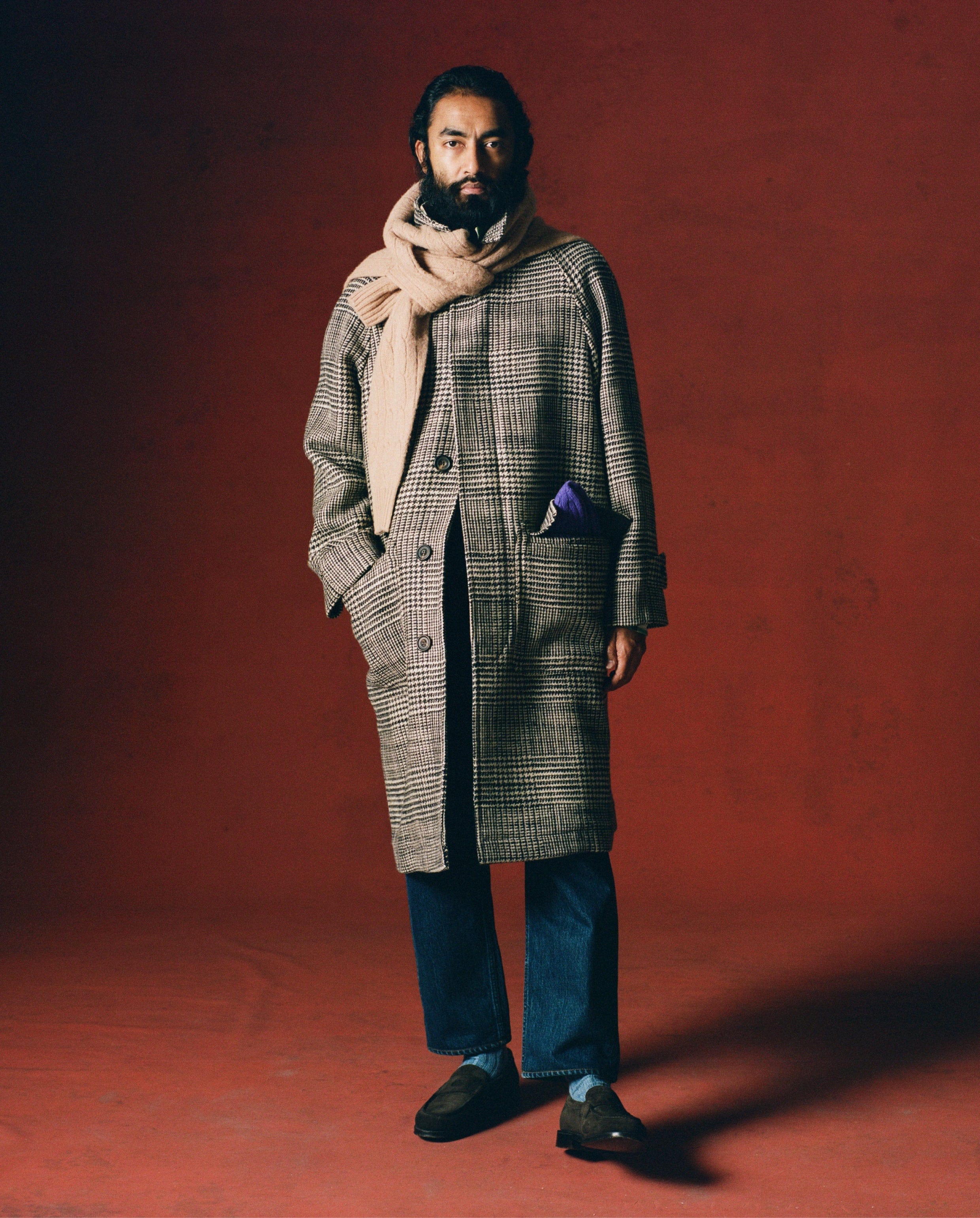 Men's Grey Prince of Wales Check Wool Raglan Coat - Classic Winter Overcoat for Business & Formal Occasions