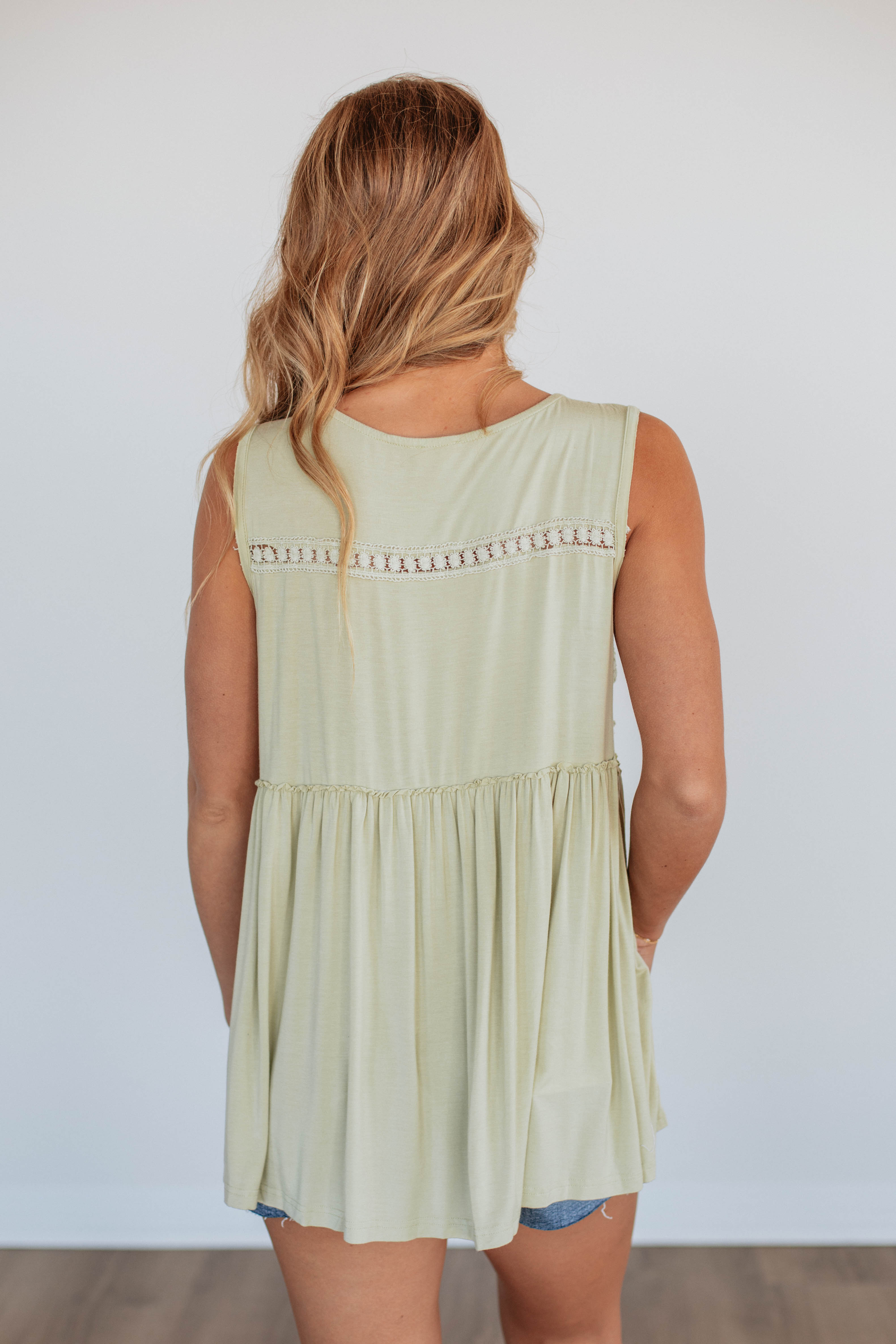 Dovile Babydoll Tank Top for Women - Soft & Comfortable Pistachio Green Lace Camisole - Perfect for Sleepwear, Loungewear & Summer Outfits