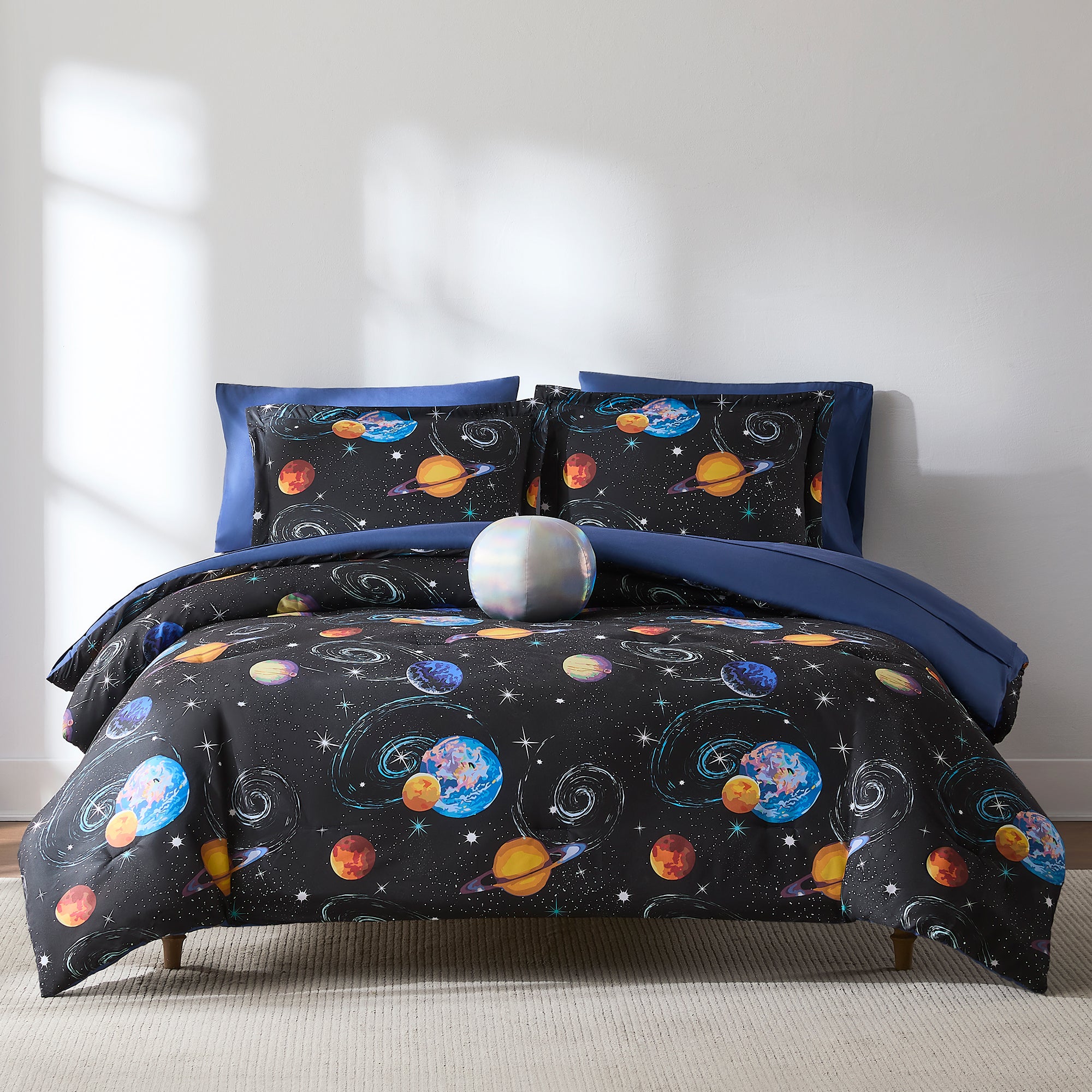 Galaxy Print Comforter Set - Queen Size Space Themed Bedding for Kids & Adults - Perfect for Astronomy Lovers, Dorm Rooms & Cosmic Decor