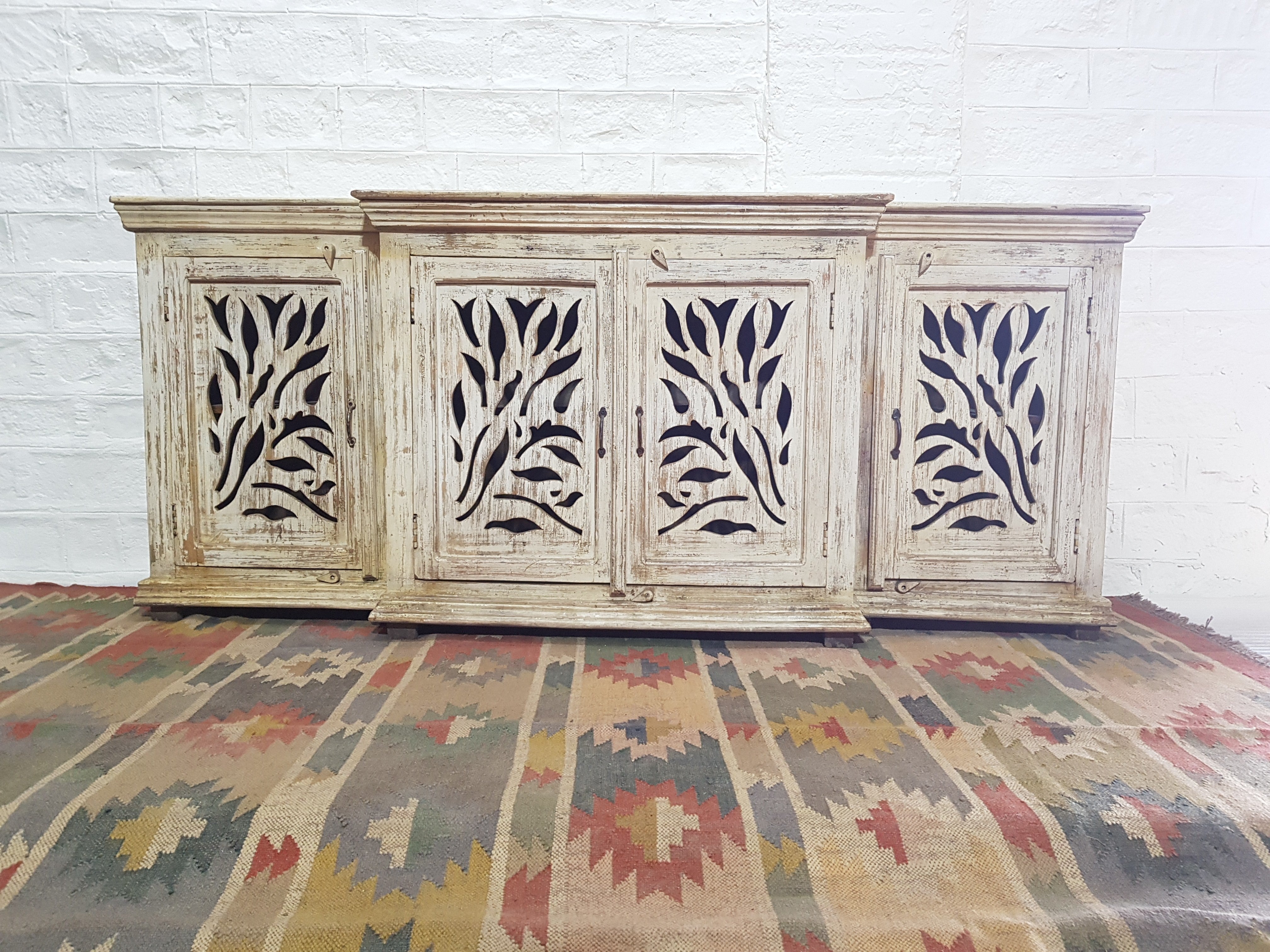 Hand Carved French Arched Indian Solid Wood Buffet Sideboard - Elegant Dining Room Storage for Entertaining & Home Decor