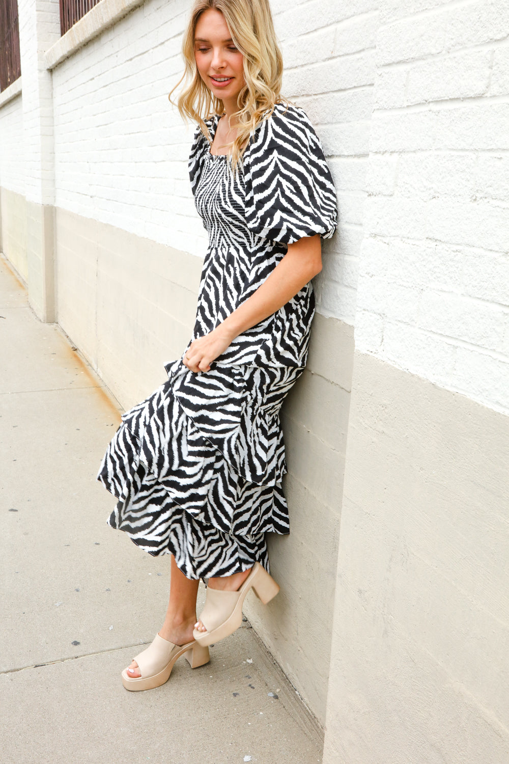 Black and White Abstract Print Smocked Neck Maxi Dress for Women - Elegant Boho Chic Long Dress for Summer, Beach, Party & Special Occasions