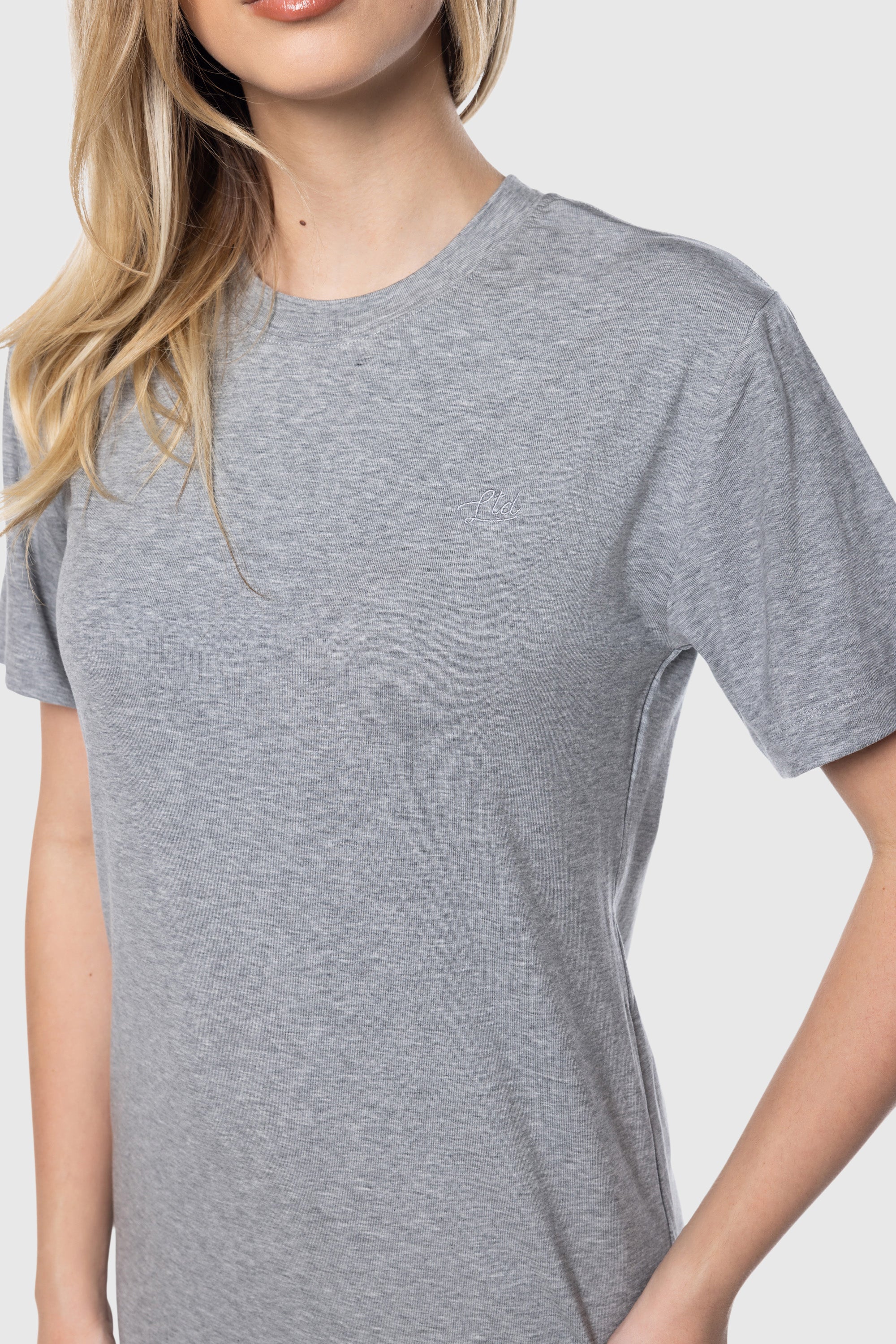 Long Sleeve T-Shirt Dress in Black - Casual & Comfortable Women's Fashion for Everyday Wear