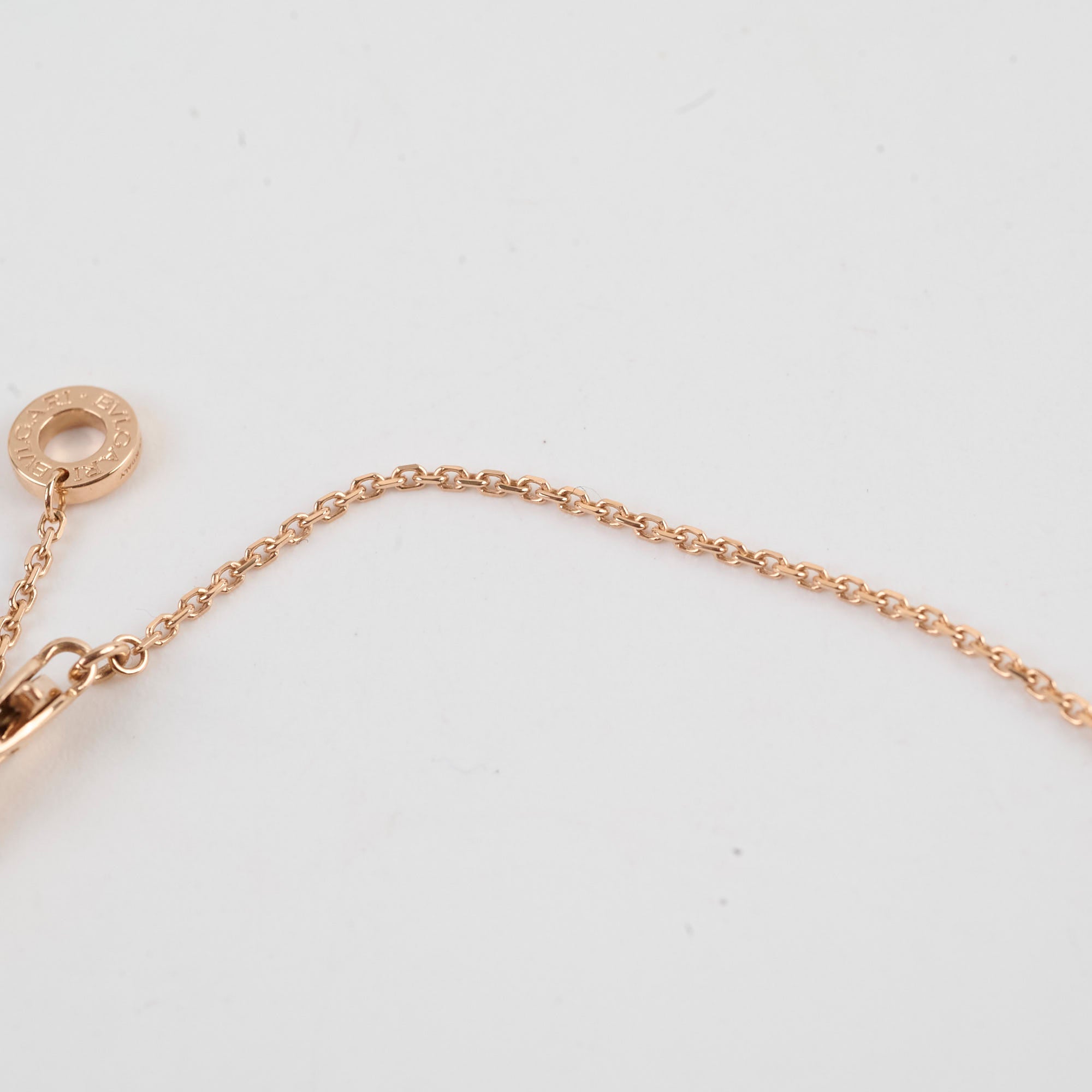 Bvlgari Diva's Dream Diamond Pendant Necklace 18k Rose Gold - Luxury Jewelry for Women, Elegant Gift for Anniversary & Special Occasions