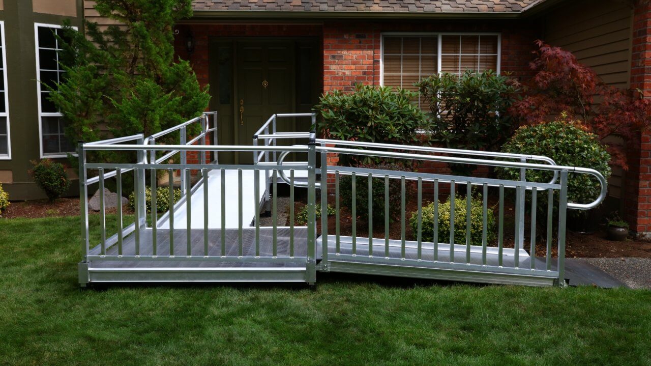 Pathway 3G Modular Ramp System - Heavy Duty Aluminum Wheelchair Ramp for Home & Business Access - Perfect for Steps, Doorways & Vehicles