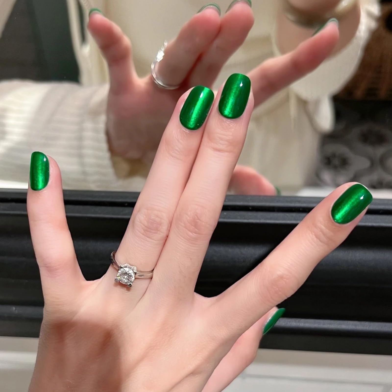 Dark Green Glitter Press on Nails Short Square - Cat Eye Jelly Nails Kit with Magnetic Glue | Reusable Glossy Acrylic Fake Nails for Women | Perfect for Parties, Weddings & Special Occasions