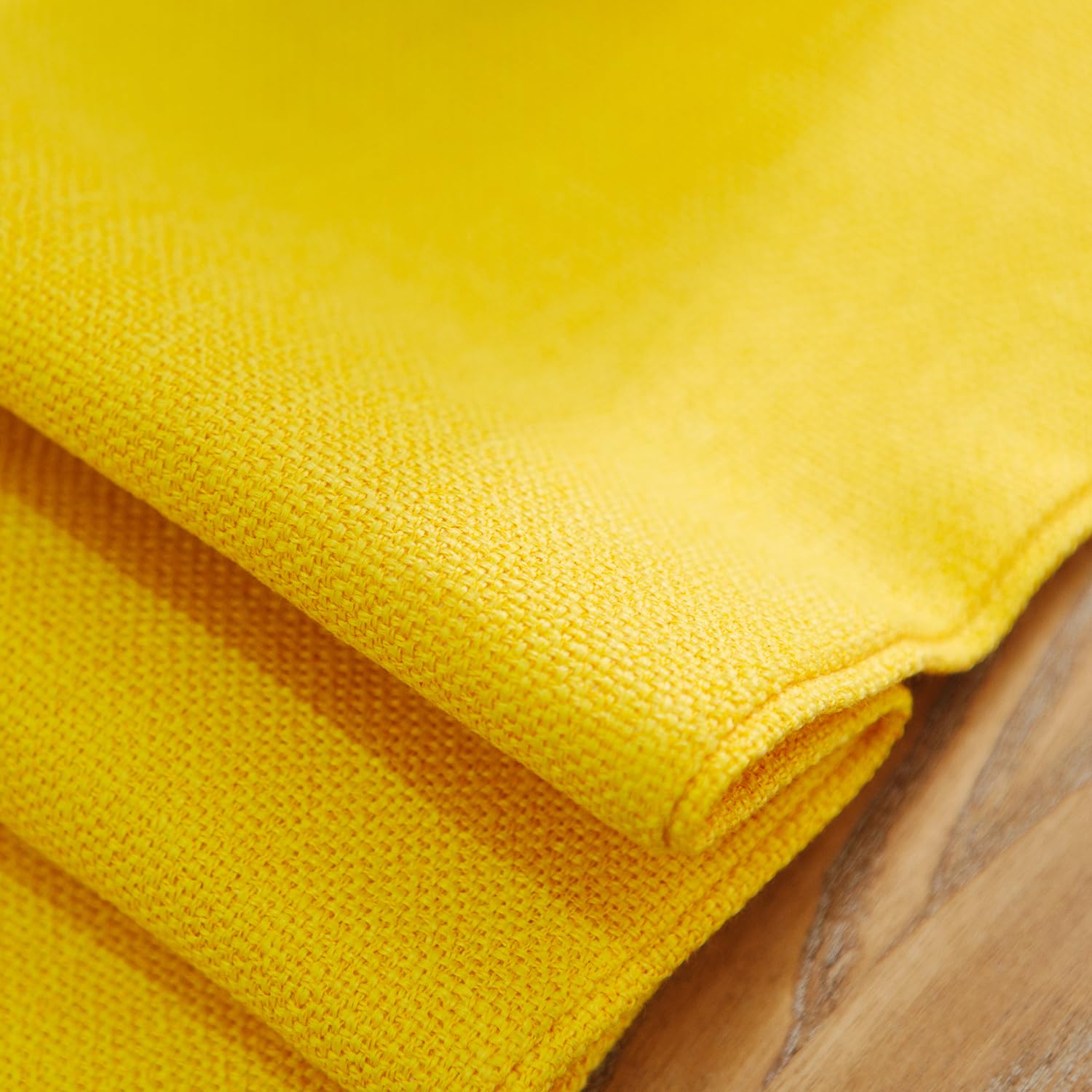 4-Piece Soft Handmade Faux Linen Placemats Set - Heat Resistant 12x18 Inch Table Mats for Dining & Kitchen - Elegant Yellow Home Decor (Perfect for Dinner Parties, Holiday Gatherings & Everyday Use)