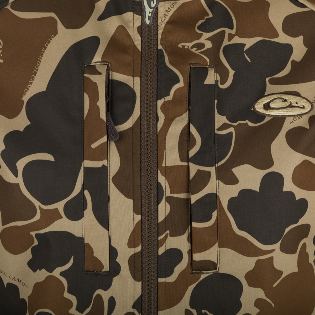Men's Camo Windproof Softshell Jacket - Lightweight Outdoor Hunting & Hiking Jacket for Cold Weather - Water-Resistant & Breathable for Camping, Fishing & Adventure Activities