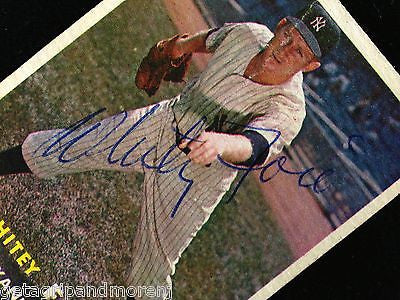 1957 Topps Autographed Whitey Ford #25 PSA Graded - Rare Hall of Fame Baseball Card - Perfect for Collectors & Sports Memorabilia Displays