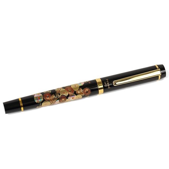 Premium Yamanaka Maki-e Urushi Lacquer Fountain Pen - Handcrafted Autumn Flower Design - Luxury Writing Instrument for Gifts, Collectors & Calligraphy Enthusiasts - Perfect for Special Occasions, Office Use & Japanese Art Appreciation