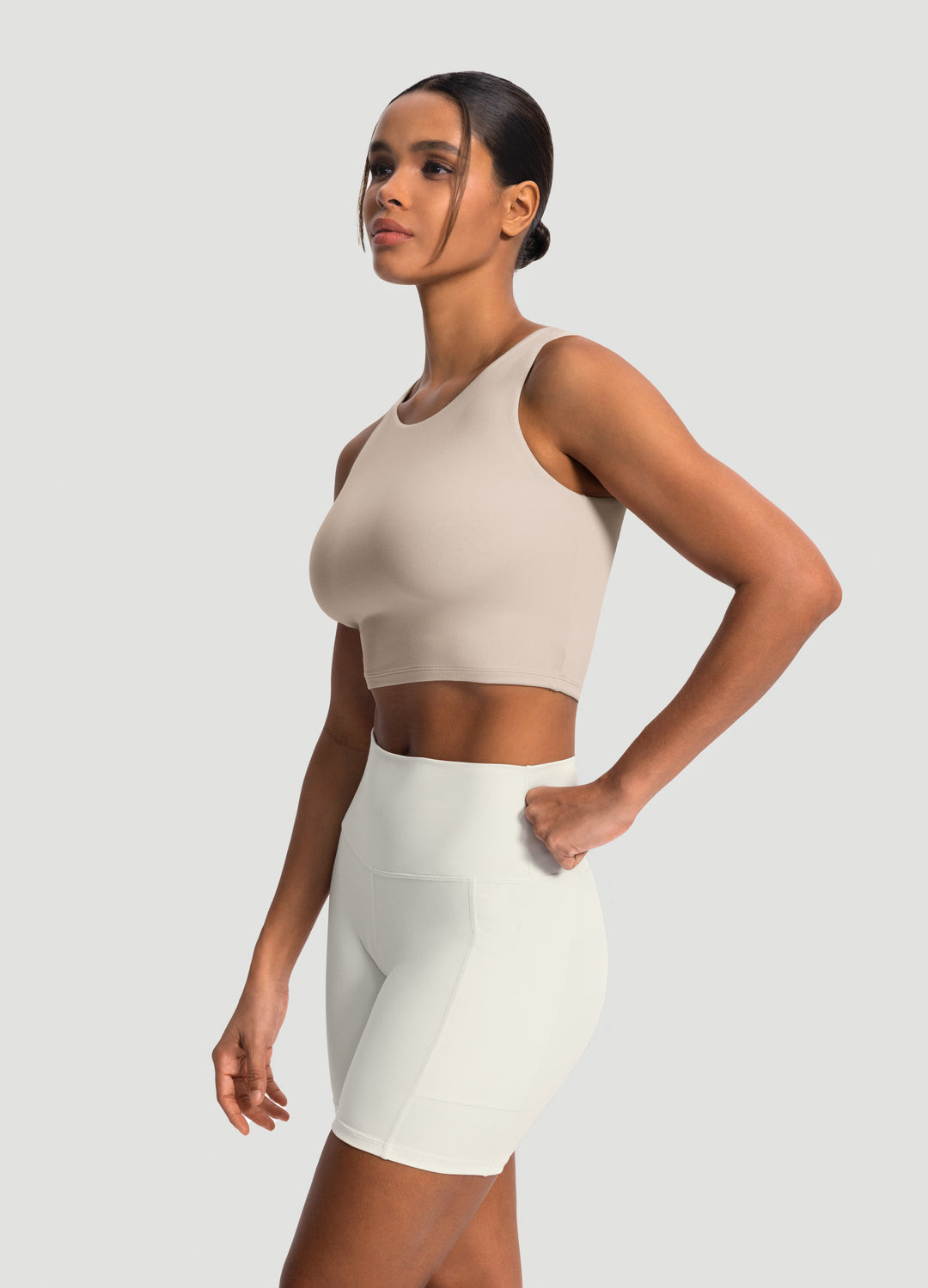 High Neck Cropped Tank Top for Women - Stylish Summer Workout & Casual Wear - Perfect for Yoga, Gym, and Street Fashion