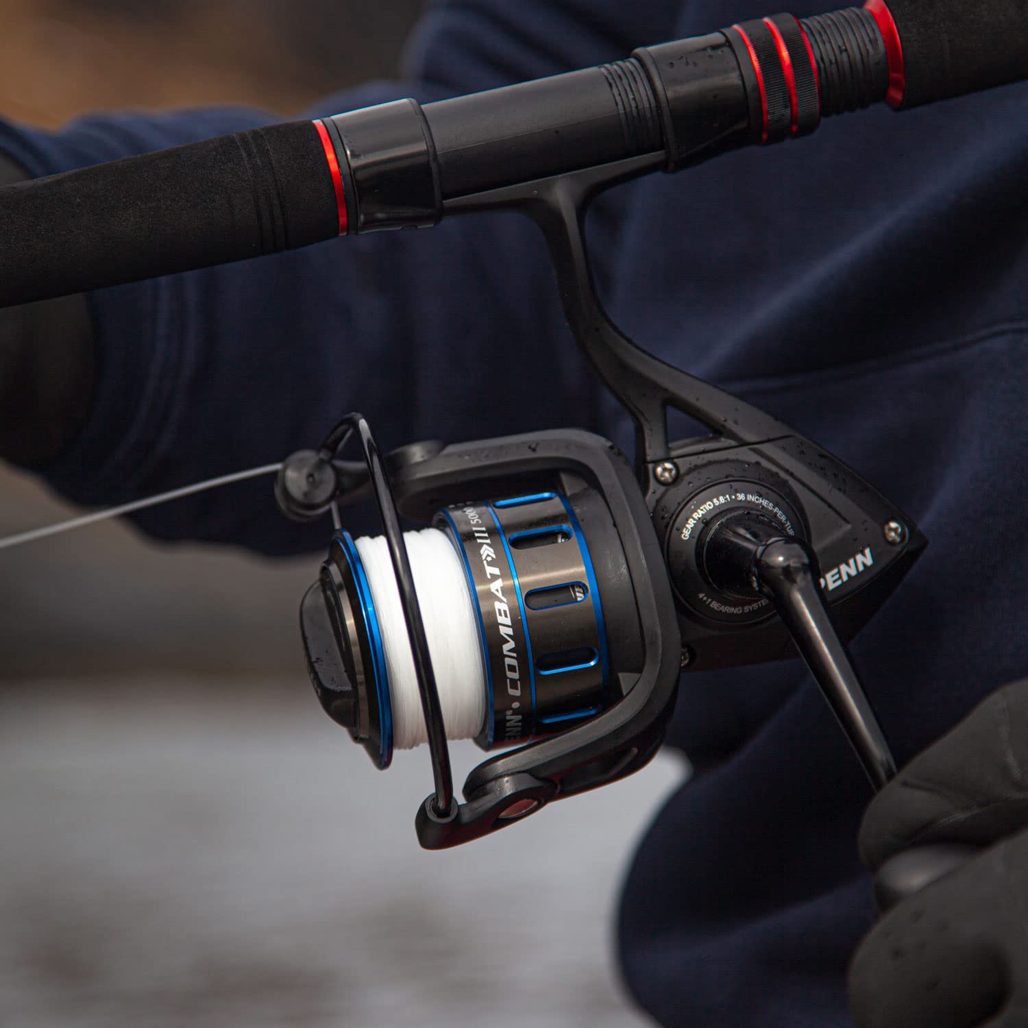 Penn Combat III Saltwater Fishing Reel - Versatile Spinning & Jigging Reel for Boat, Kayak, Shore, Surf Fishing - All-Round Performance - Black/Blue - Perfect for Saltwater Anglers & Offshore Adventures