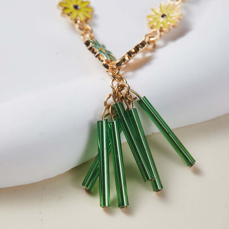 Rainbow Daisy Christmas Tree Pendant Choker Necklace - Festive Holiday Jewelry Gift for Women | Perfect for Christmas Parties, Gift Exchanges & Seasonal Fashion Accessories