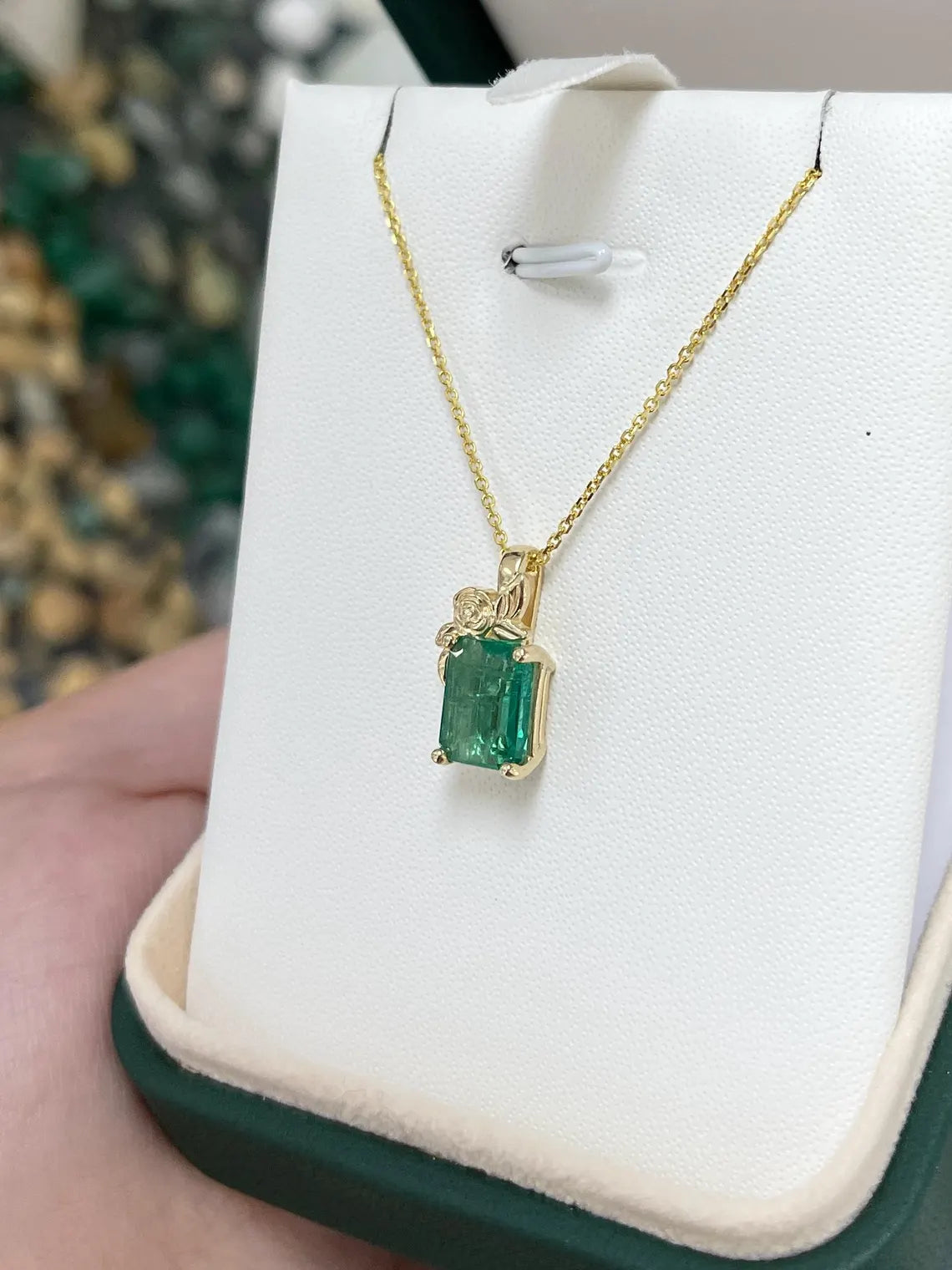 2.61ct Natural Emerald Cut Green Gemstone Floral Pendant Necklace for Women - Elegant Jewelry Gift for Birthday, Anniversary & Special Occasions
