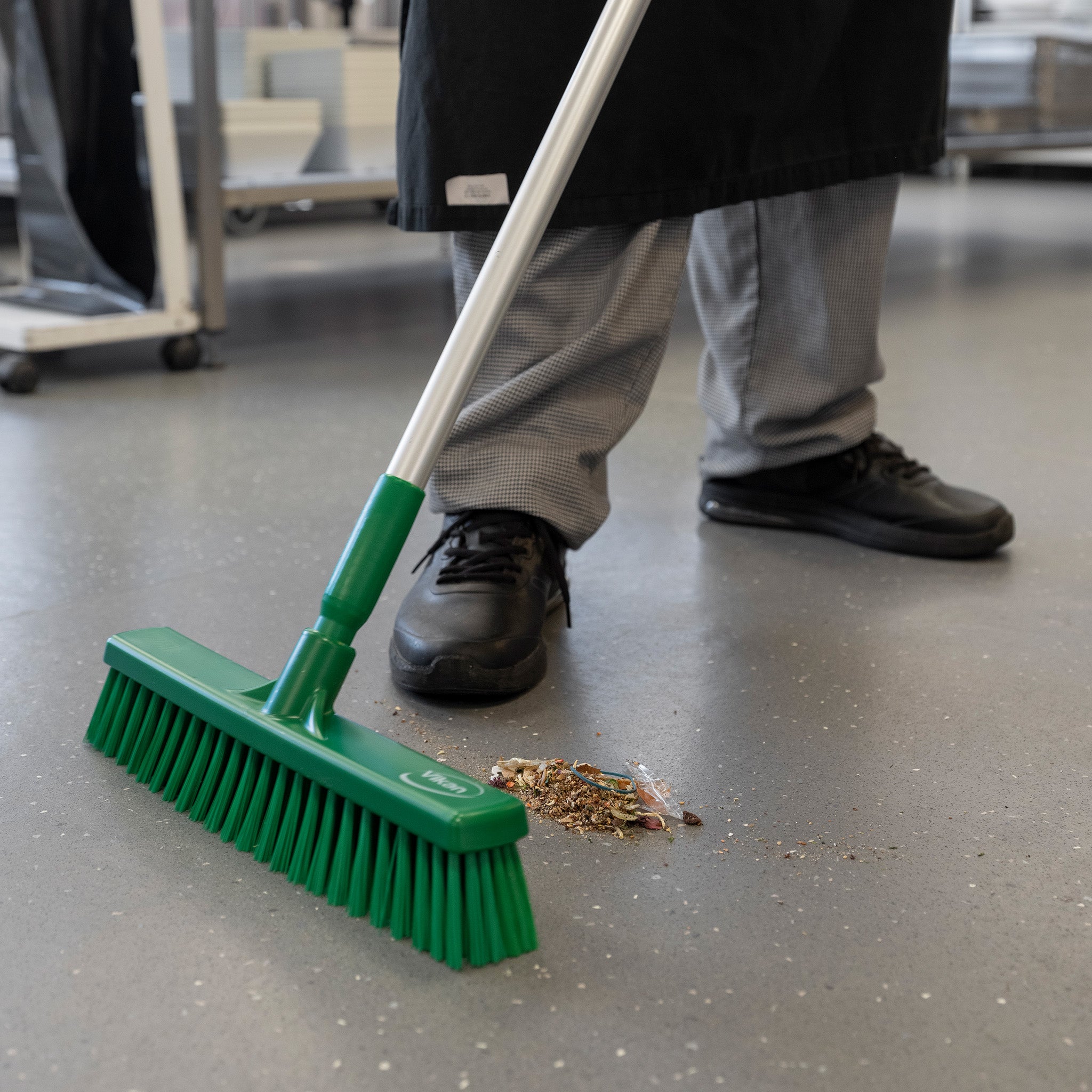 16 Vikan Combo Soft/Stiff Broom Head (1/ea) - Durable Cleaning Brush for Floors, Garages & Workshops - Perfect for Home, Commercial & Industrial Use