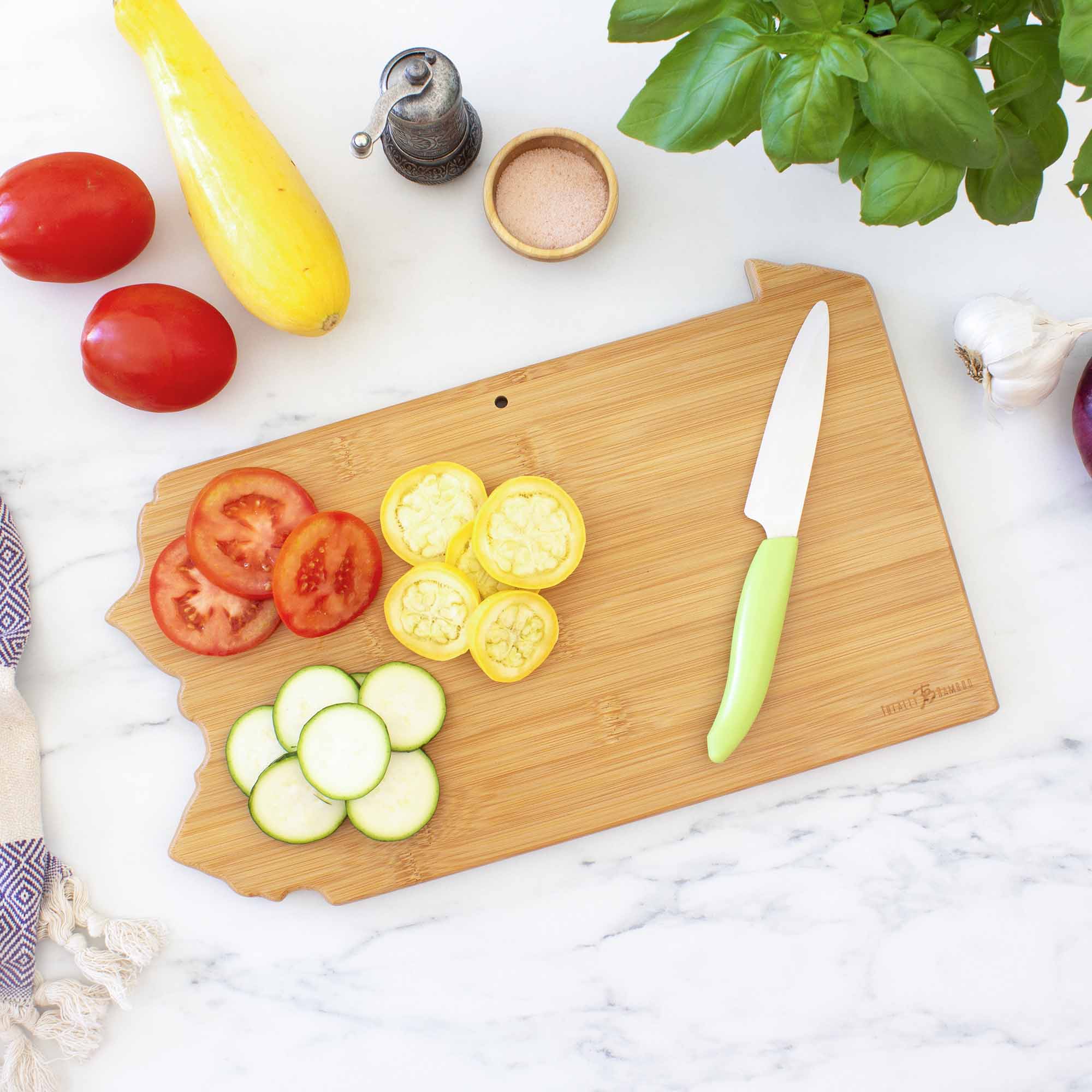 Premium 16 x 9 3/4 Inch Pennsylvania Themed Wooden Cutting Board - Perfect for Kitchen Prep, Charcuterie Boards & Home Decor
