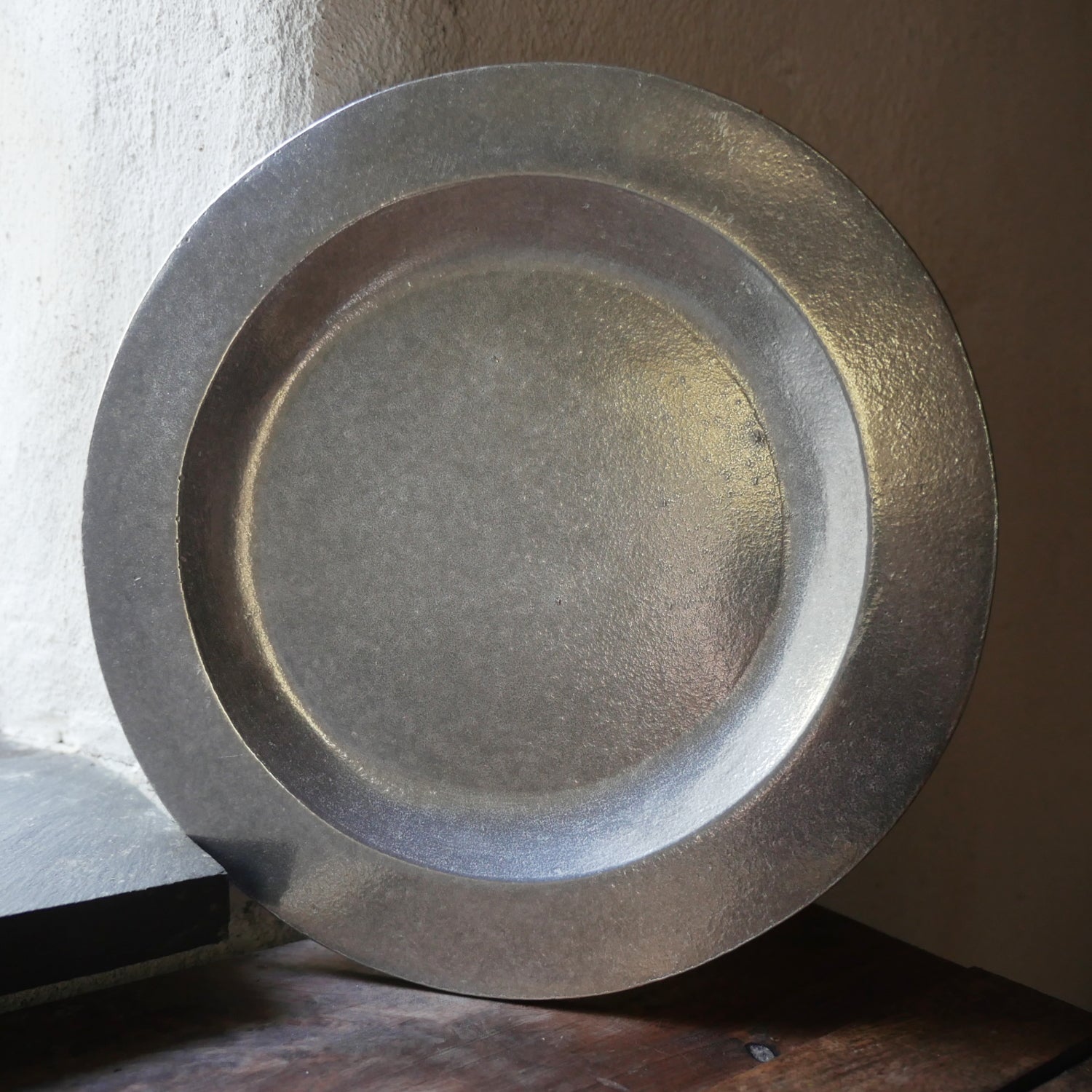 10 Elegant Pewter Plates for Dining & Decor - Perfect for Weddings, Parties & Home Table Settings