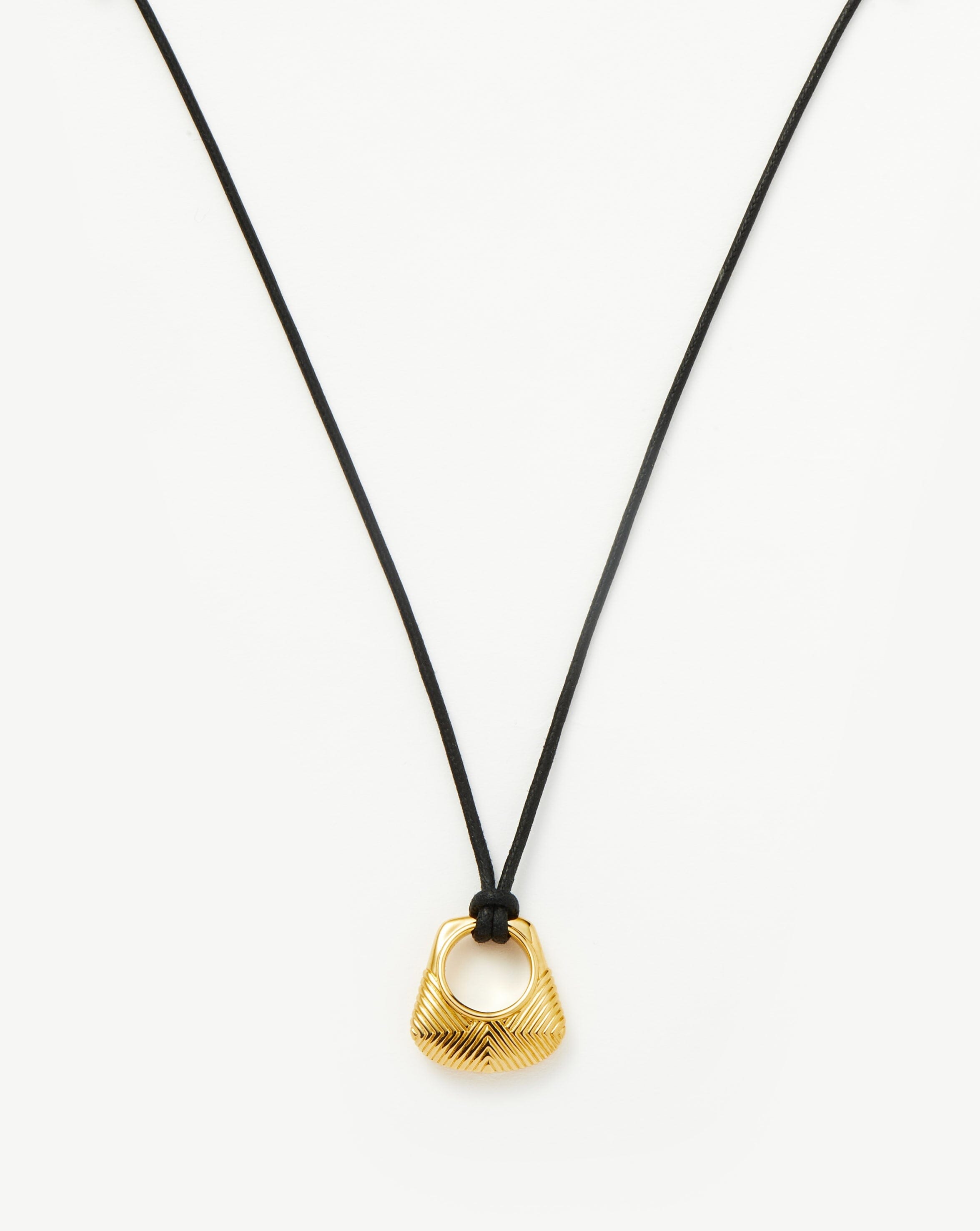 Hera Ridge Pendant Cord Necklace - 18k Gold Plated Women's Jewelry for Everyday Wear & Special Occasions