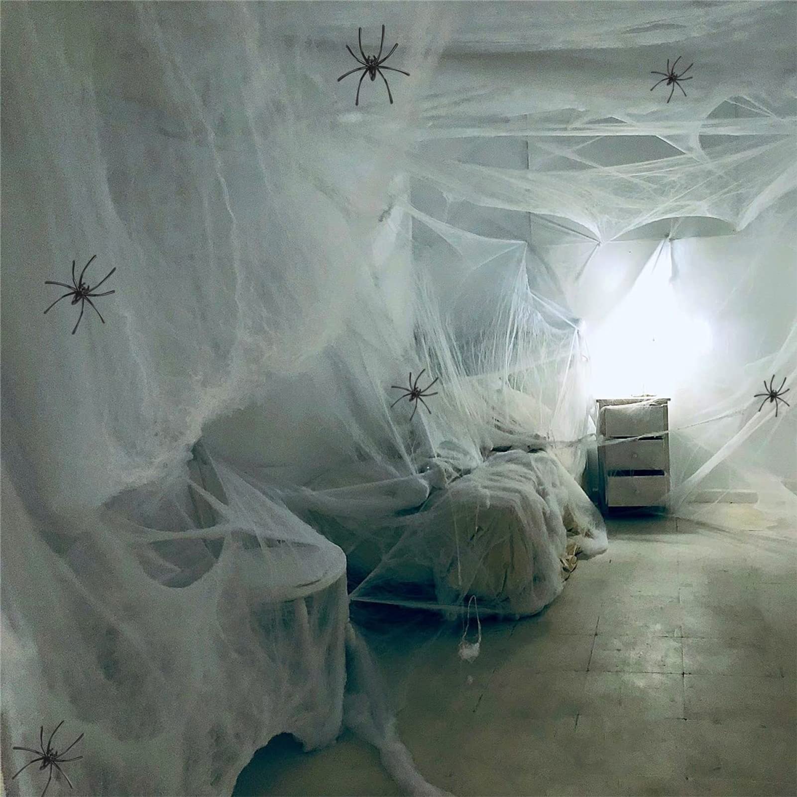 Wttfc Halloween Spider Web Decorations - 300g Stretchy Cobwebs with 60 Fake Spiders for Indoor & Outdoor Party Decor | Scary Halloween Yard & Home Decorations for Haunted House, Porch & Party Scenes