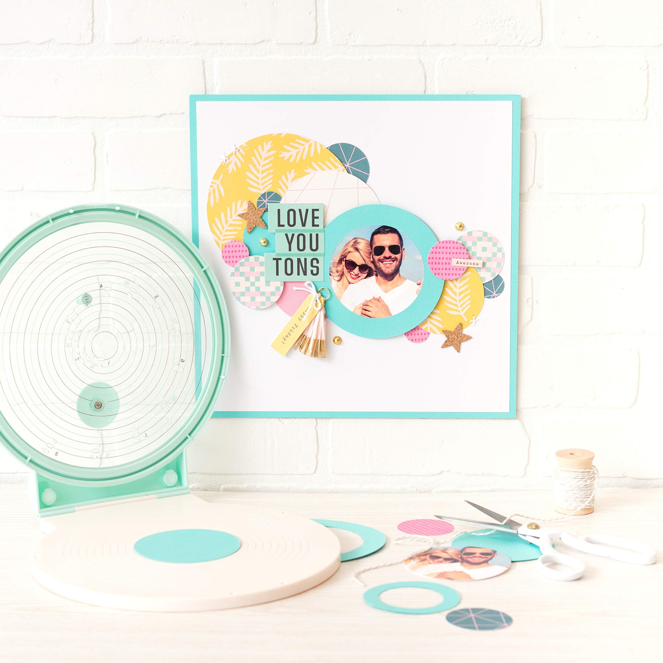 We R Memory Keepers Circle Spin & Trim Tool - 360 Degree Rotating Circle Cutter with Circle Maker & 2 Replacement Blades (Cuts 1-8 Inch Circles) - Perfect for Scrapbooking, Card Making & DIY Crafts