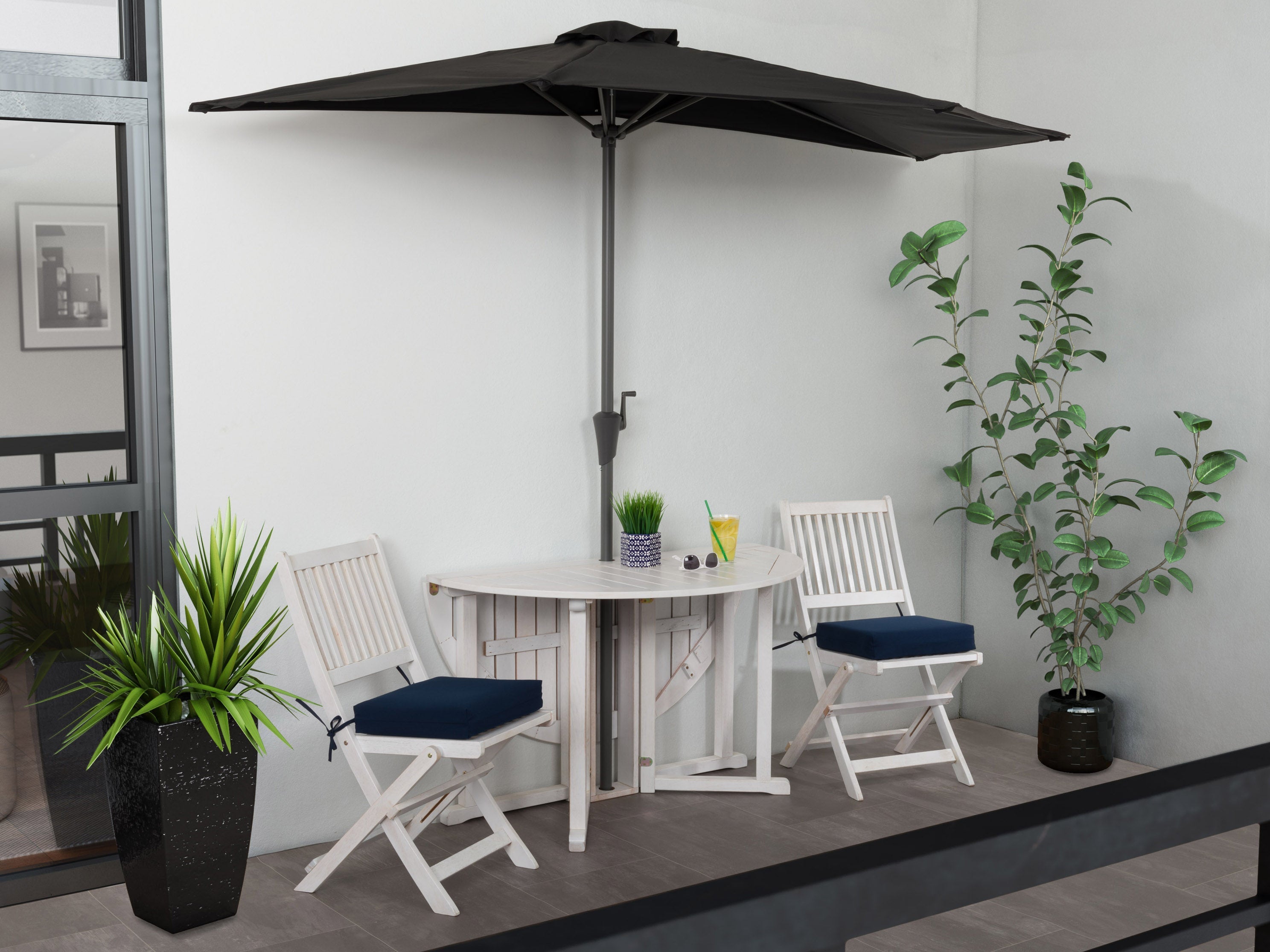 8.5ft Black Half Umbrella - Large Outdoor Patio Umbrella for Garden, Poolside & Backyard - UV Protection & Wind Resistant