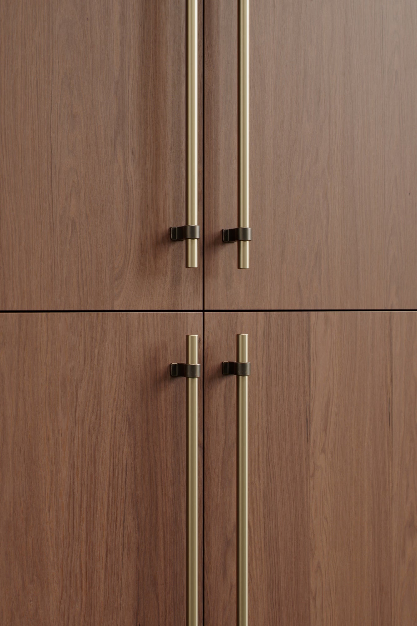 Brushed Bronze Cabinet Knobs and Pulls - Elegant T Bar Design for Kitchen & Bathroom Hardware - Perfect for Drawers, Cabinets, and Furniture - Dual Finish for Stylish Home Decor