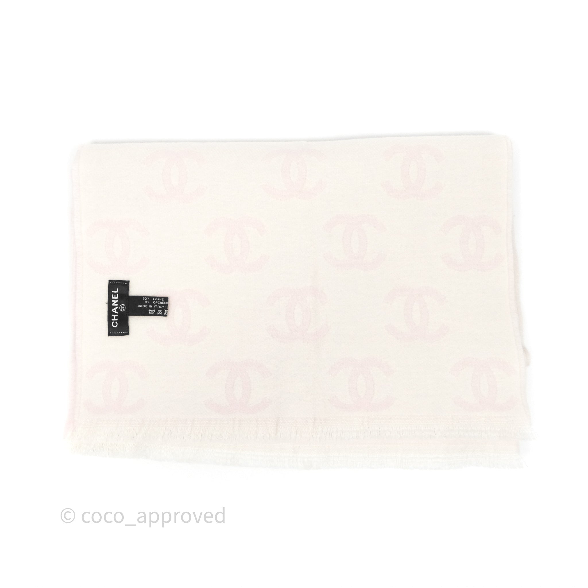 Chanel CC Logo Wool Scarf for Women - Soft Pink Cashmere Blend Wrap Shawl - Perfect for Winter Fashion & Gift Giving
