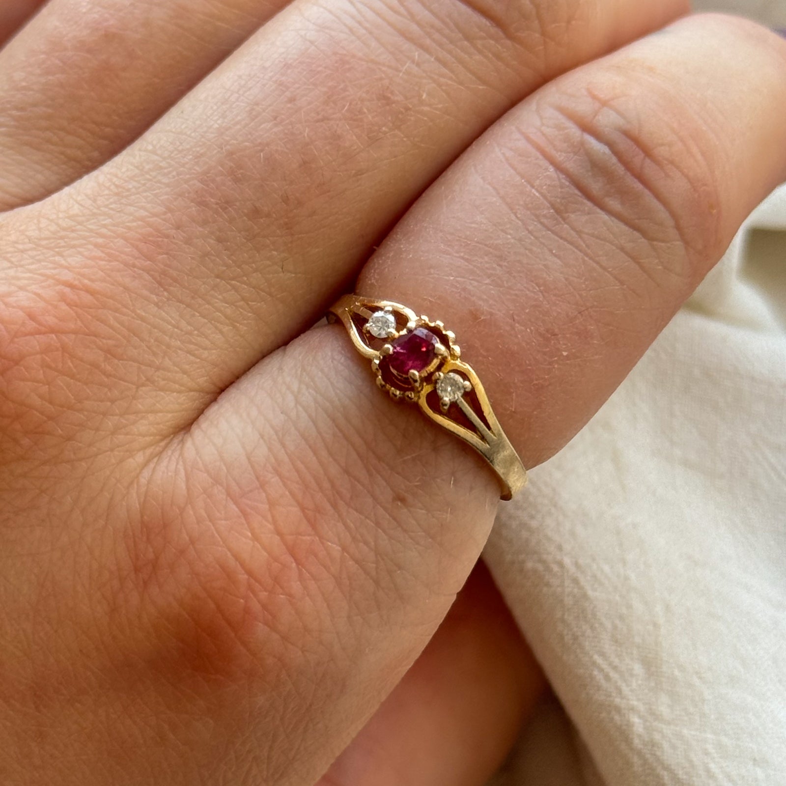 0.18ct Ruby & Diamond Ring for Women - 0.06ctw Genuine Gemstone Engagement Ring, Size 6.5 - Perfect for Valentine's Day, Anniversary & Wedding Gift