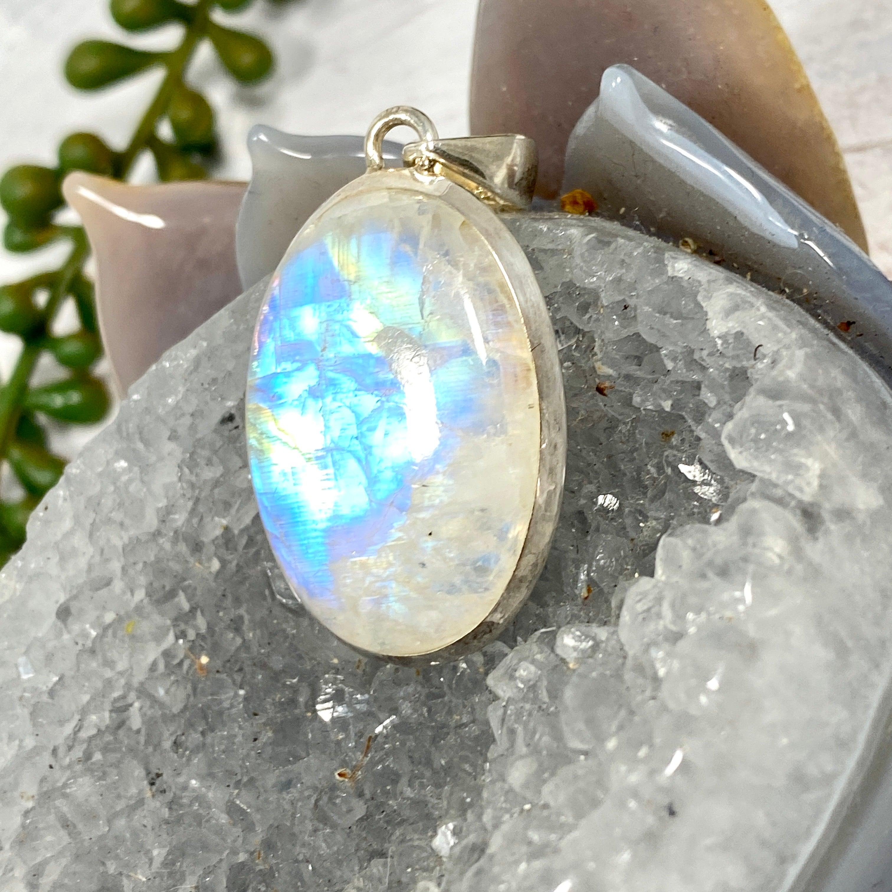 Moonstone Oval Pendant Necklace KPGJ2899 - Elegant Gemstone Jewelry for Women, Perfect for Weddings, Parties & Everyday Wear
