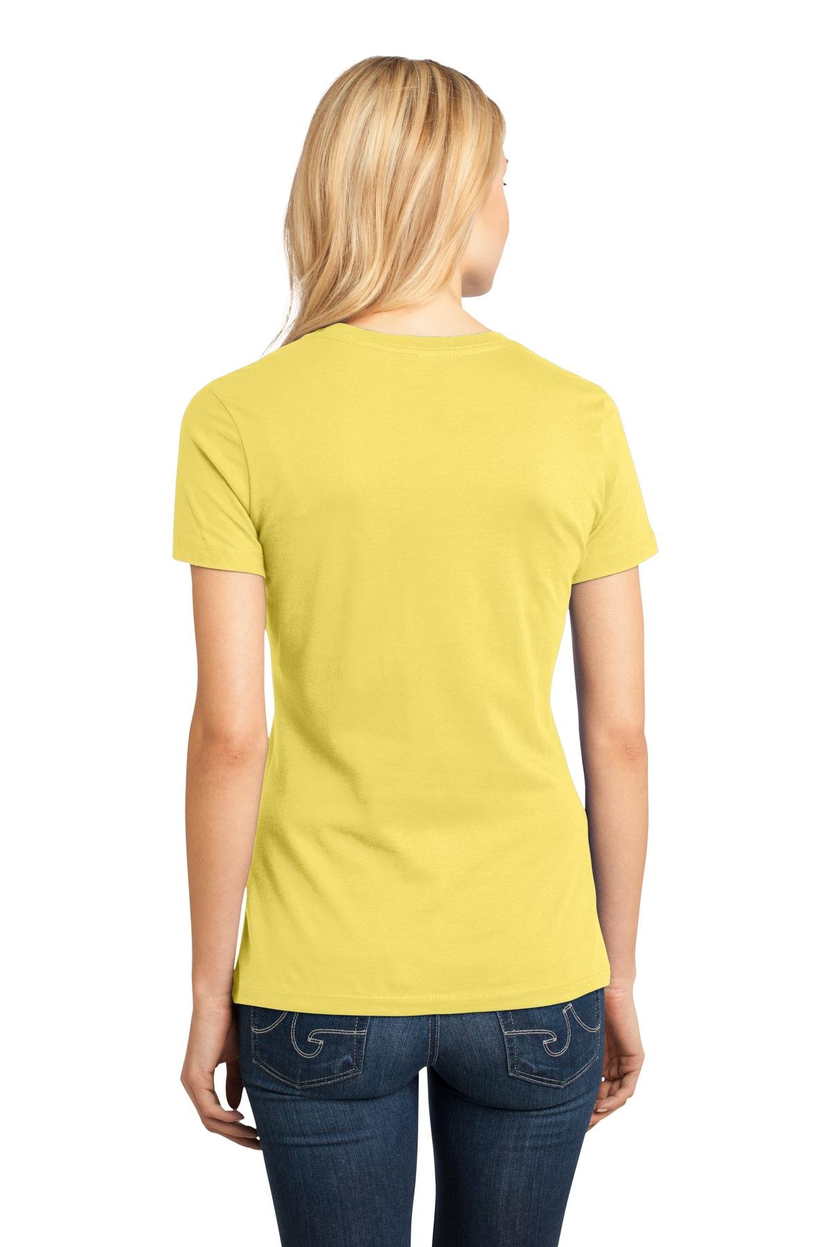 District Women's Perfect Weight Tee DM104L - Lightweight Comfort Fit T-Shirt for Casual Wear, Yoga & Everyday Outfits