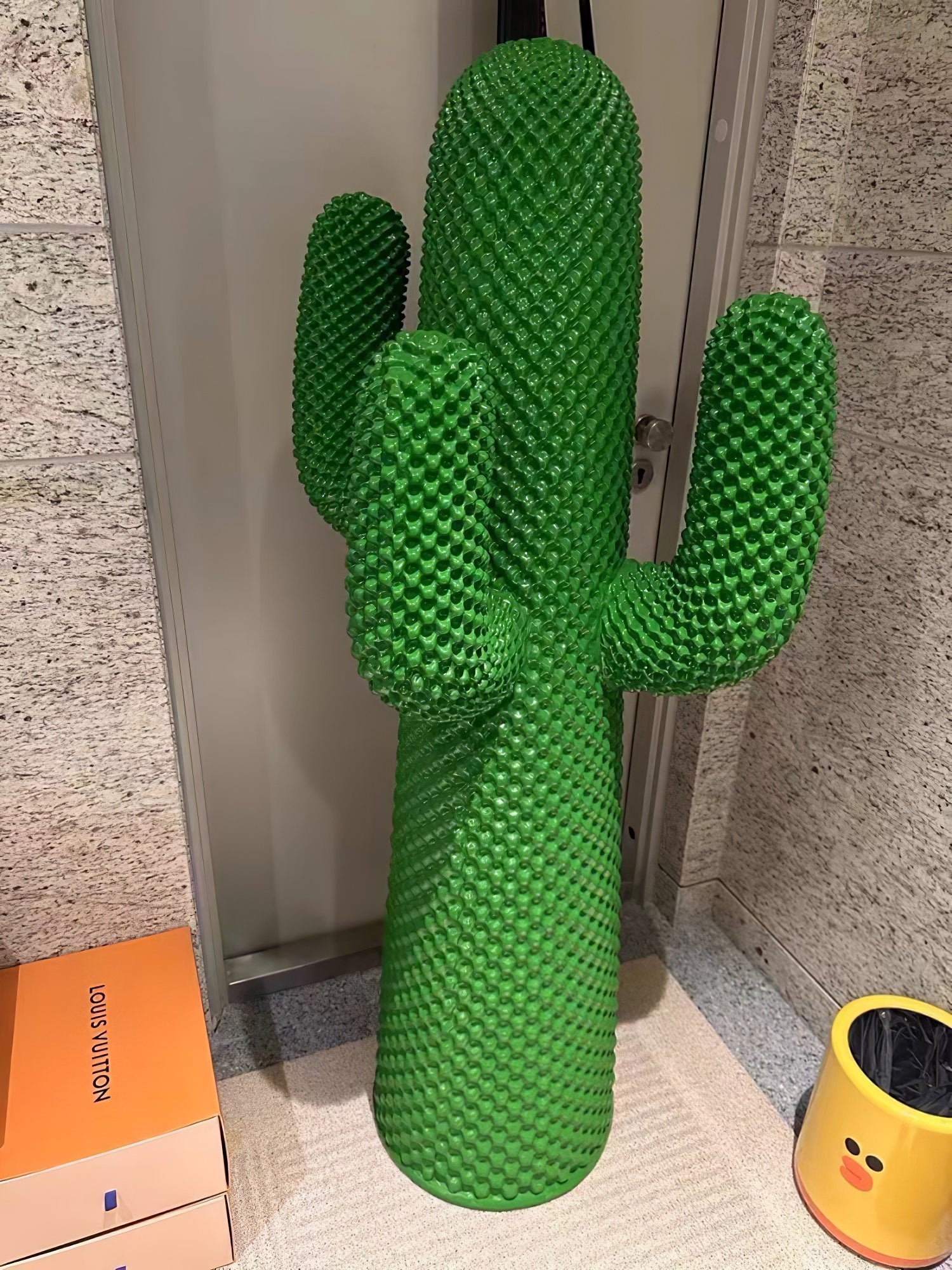 Modern Mello Sculptural Cactus Coat Rack - Stylish Wall Mounted Entryway Organizer for Hats, Scarves & Jackets - Perfect for Home, Office or Dorm Decor