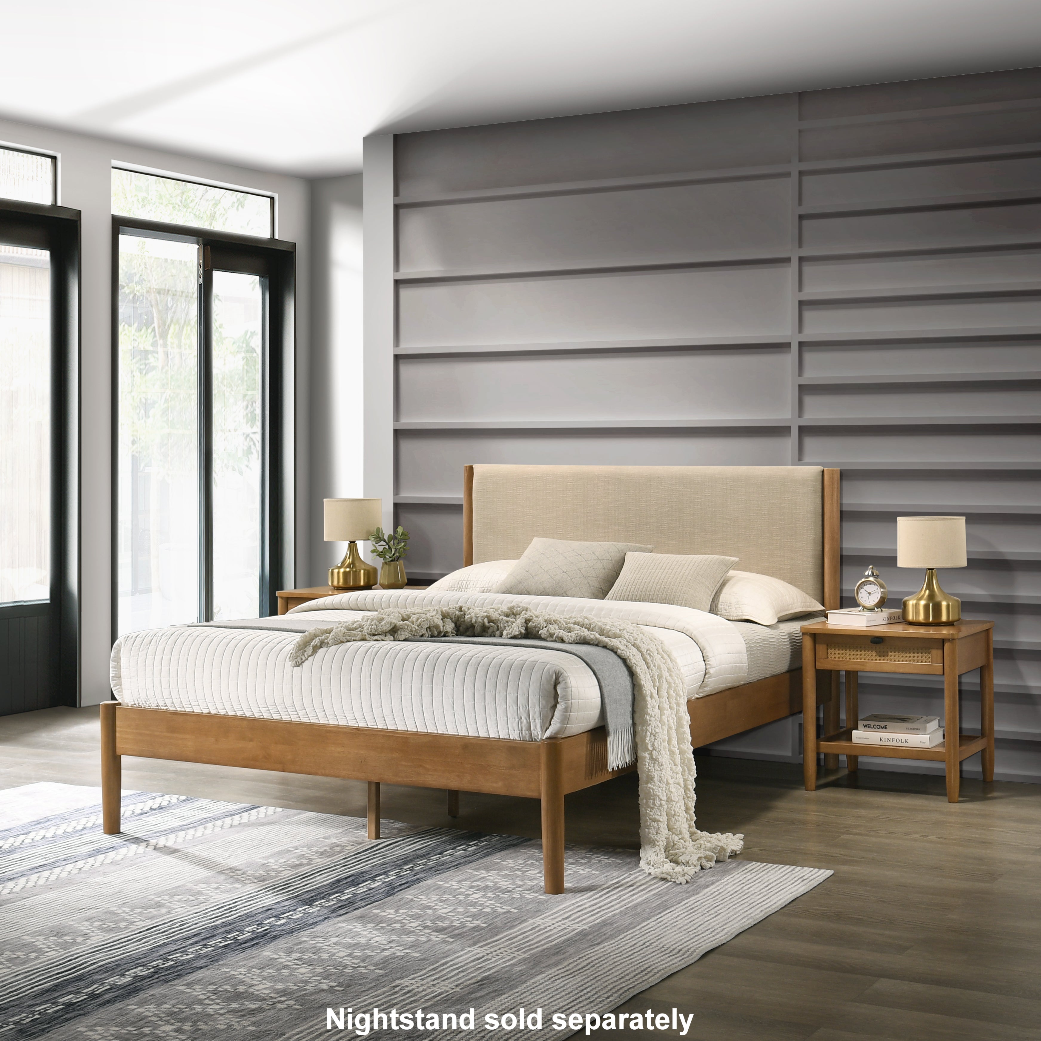 Roundhill Furniture Vichy Rubberwood Platform Bed in Light Walnut - Solid Wood Frame, Modern Minimalist Design for Bedroom, Guest Room or Dorm