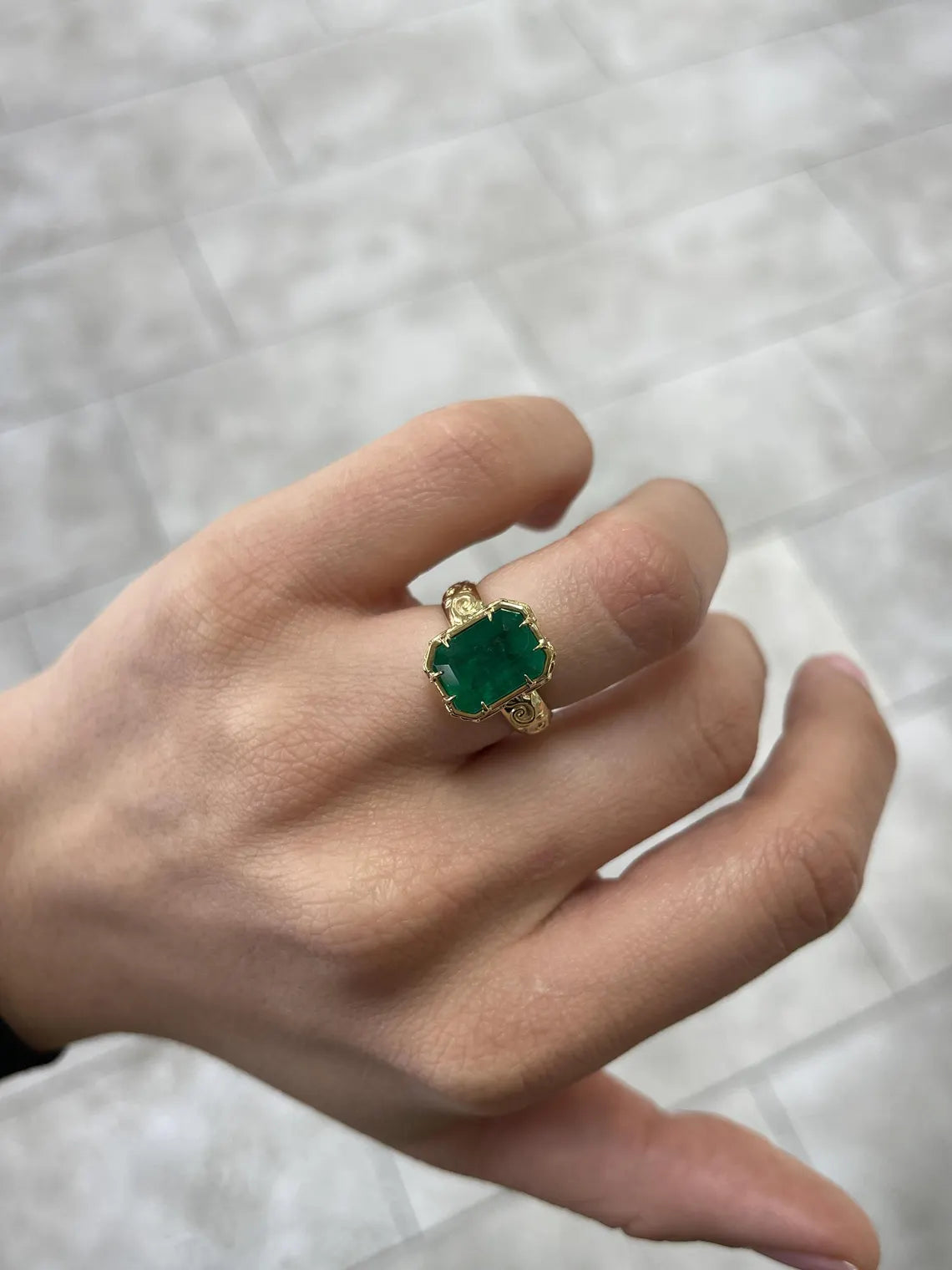 3.90ct Emerald Cut Solitaire Engagement Ring - AAA Quality Rich Green Gemstone for Women, Perfect for Proposals, Anniversaries & Special Occasions