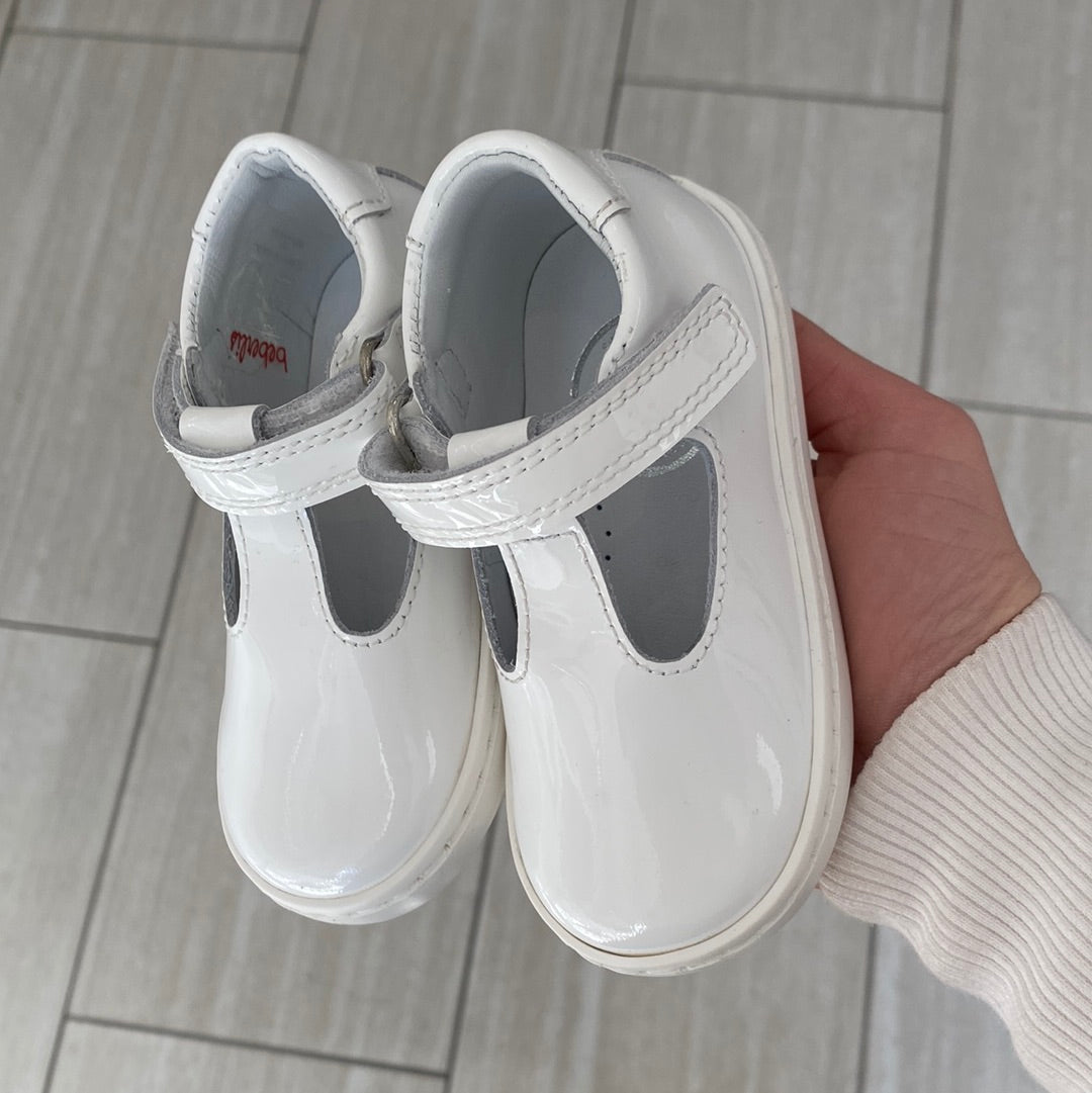 Beberlis White Patent Leather Baby Sneakers with Velcro Strap - Comfortable & Stylish First Walking Shoes for Toddlers, Infants & Kids - Perfect for Daily Wear, Playtime & Special Occasions