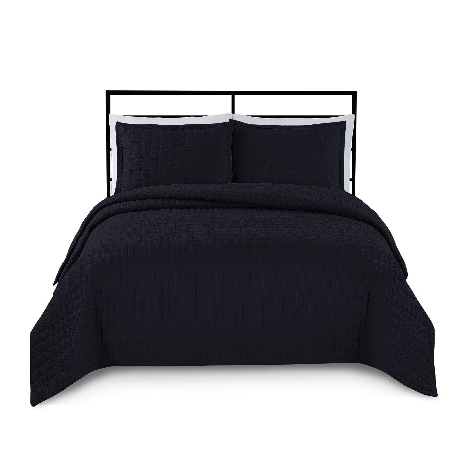 BASIC CHOICE 3-Piece Quilt Set - Soft Lightweight All-Season Bedding with 1 Quilt & 2 Shams - Dark Blue Arrow Pattern - King Size for Cozy Bedroom Decor & Guest Room Essentials