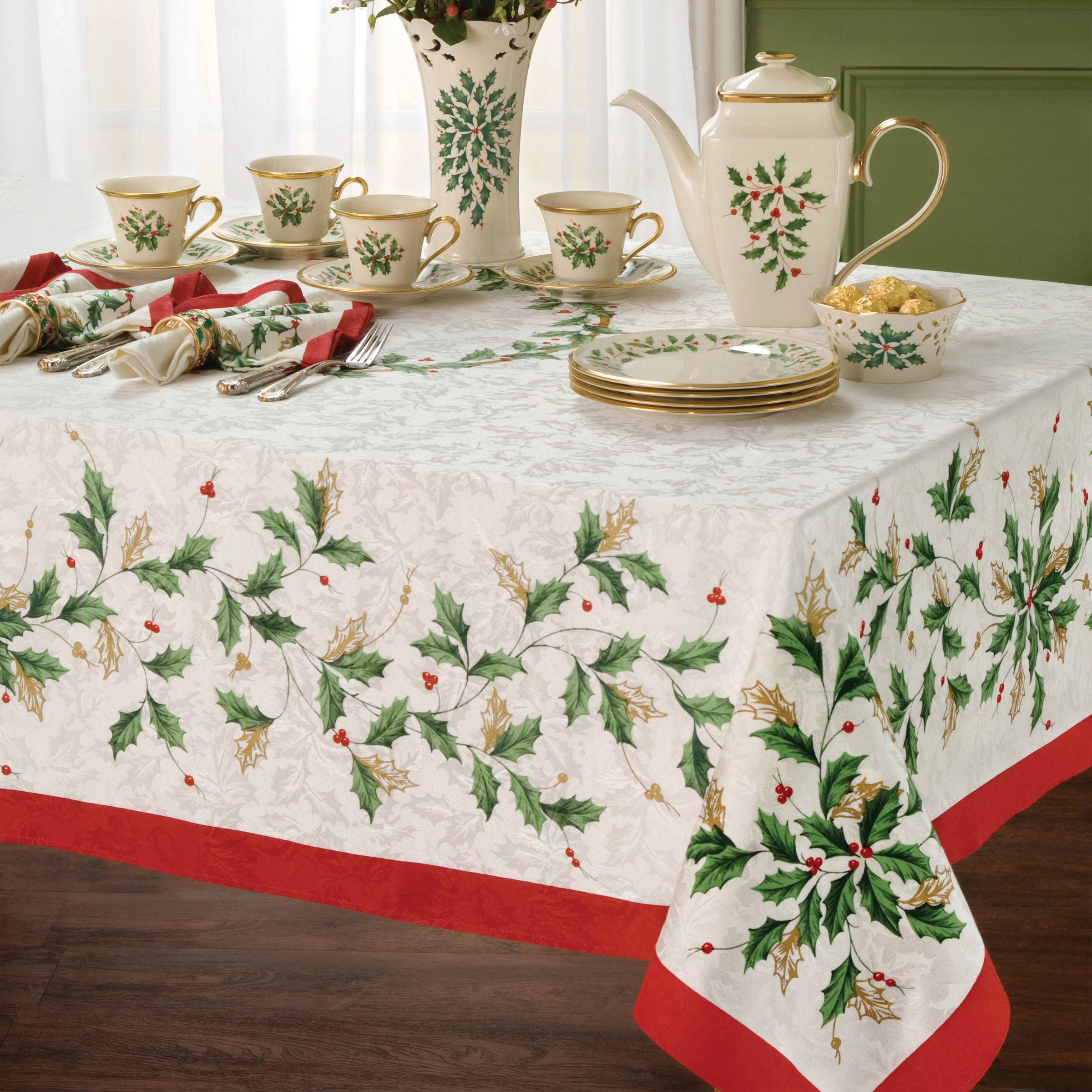 60 x 84 Inch Holiday Tablecloth - Waterproof Rectangular Table Cover for Christmas, Thanksgiving & Parties - Perfect for Dining Room, Buffet & Outdoor Decor