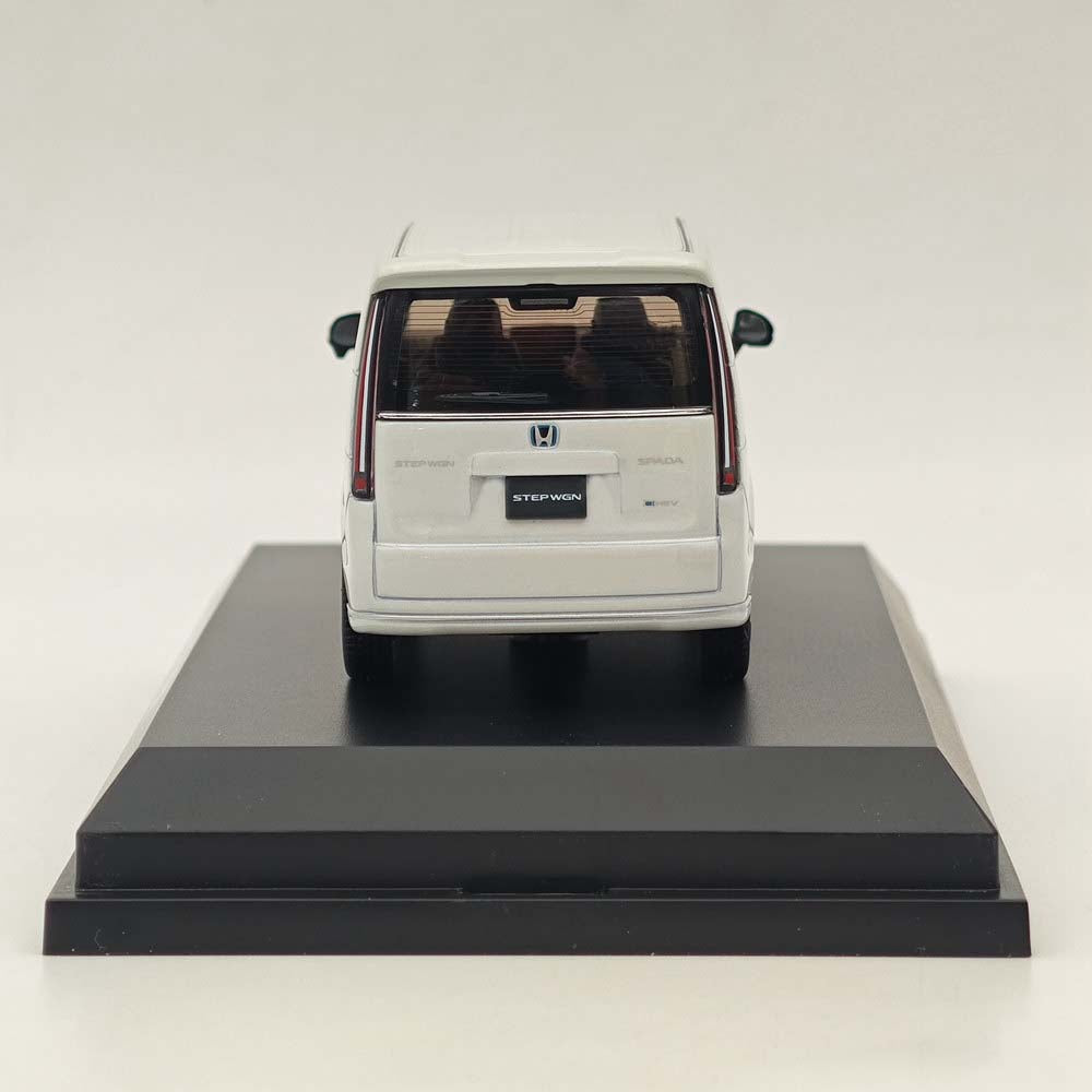 1/43 Scale Honda STEP WGN e:HEV SPADA Platinum White Diecast Model Car - Hobby Japan HJ432004W - Collectible Miniature Vehicle for Display & Japanese Car Enthusiasts