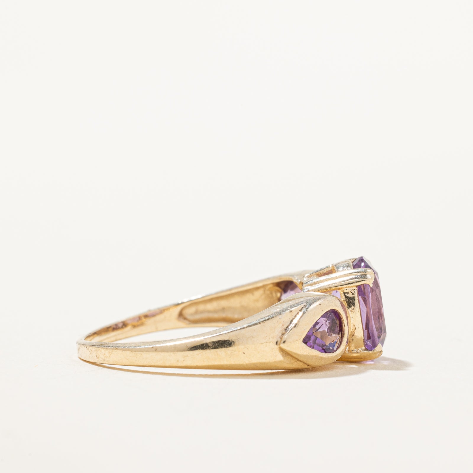 Three Stone Amethyst Ring - 1.5 Carat Total Weight (CTW) - Size 7 - Elegant Purple Gemstone Jewelry for Women - Perfect for Engagement, Anniversary & Special Occasions