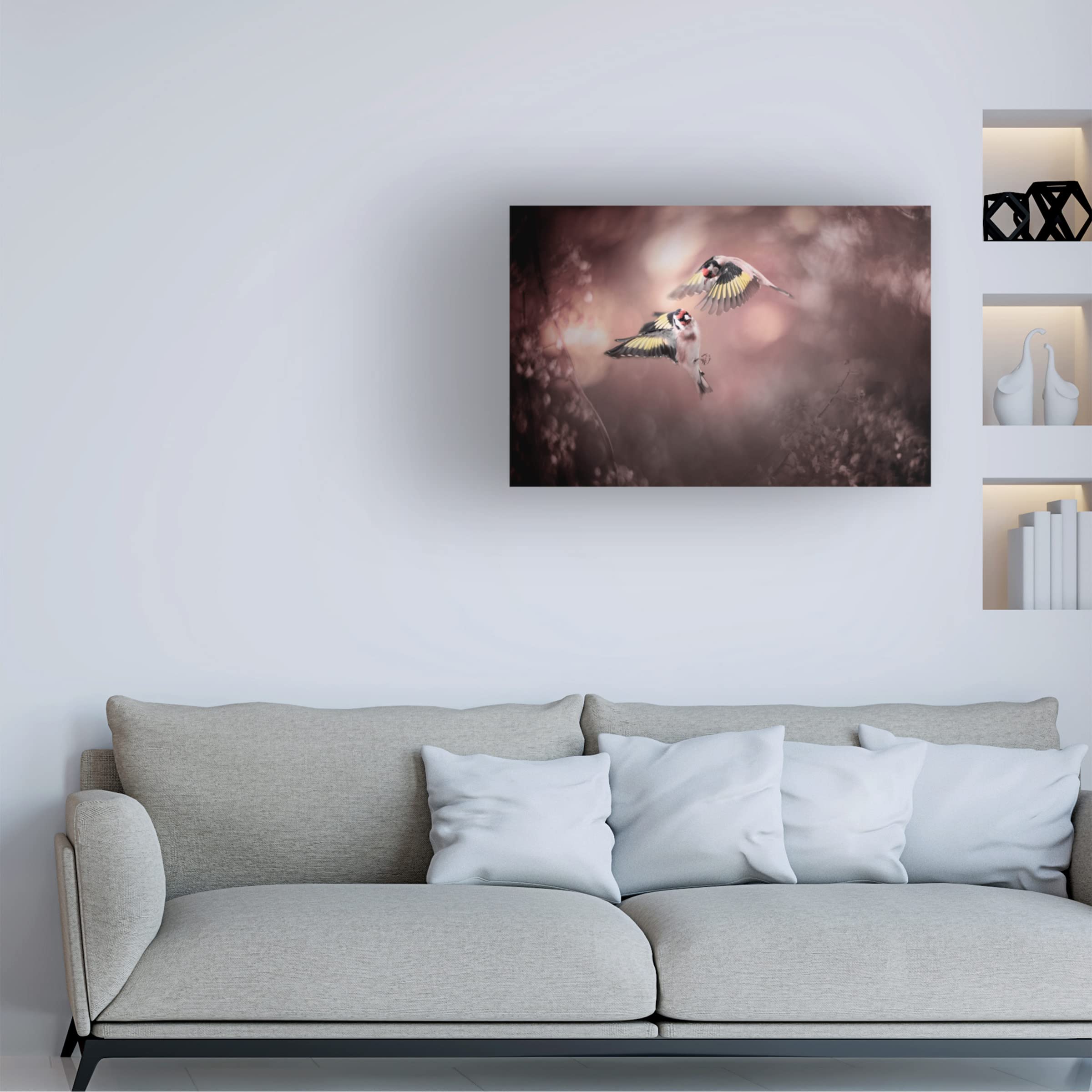 Trademark Fine Art 'Stiglitz' Canvas Wall Art by Doris Reindl - Modern Abstract Painting for Living Room & Office Decor