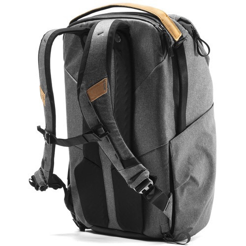 Peak Design Everyday Backpack 30L V2 - Durable Camera Backpack for Photographers & Travelers | Waterproof Laptop Bag with Customizable Dividers | Perfect for Hiking, Commuting & Urban Exploration (Charcoal)