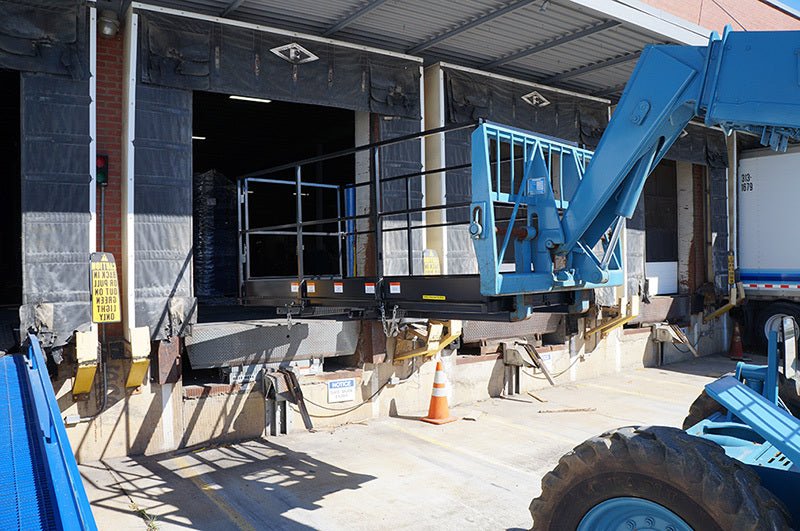 Blue Diamond Work Platform - Heavy Duty Aluminum Scaffold Platform for Construction, Painting & Home Repairs - Ideal for DIY Projects & Professional Use